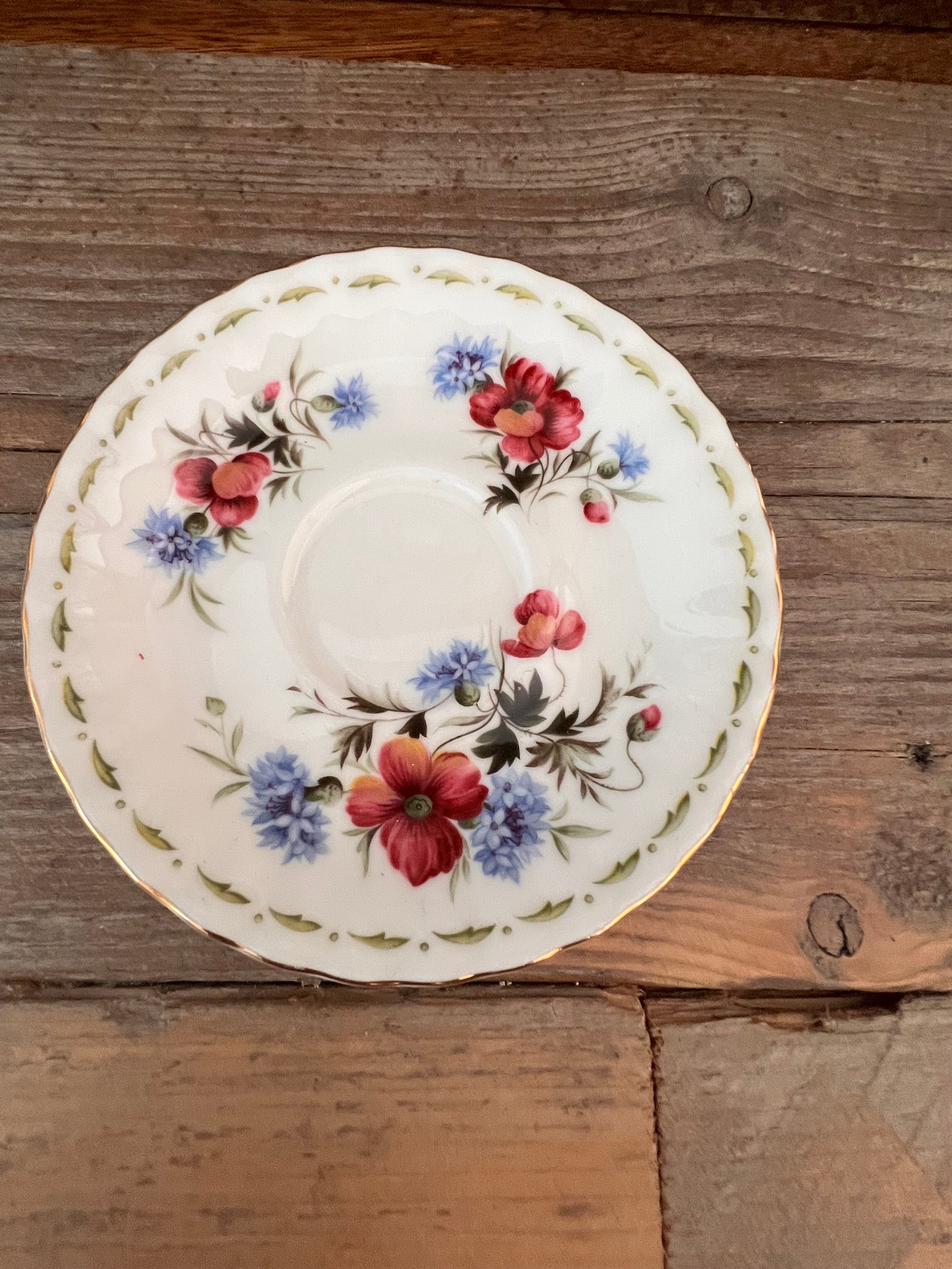 Kop en schotel Flowers of the Month August