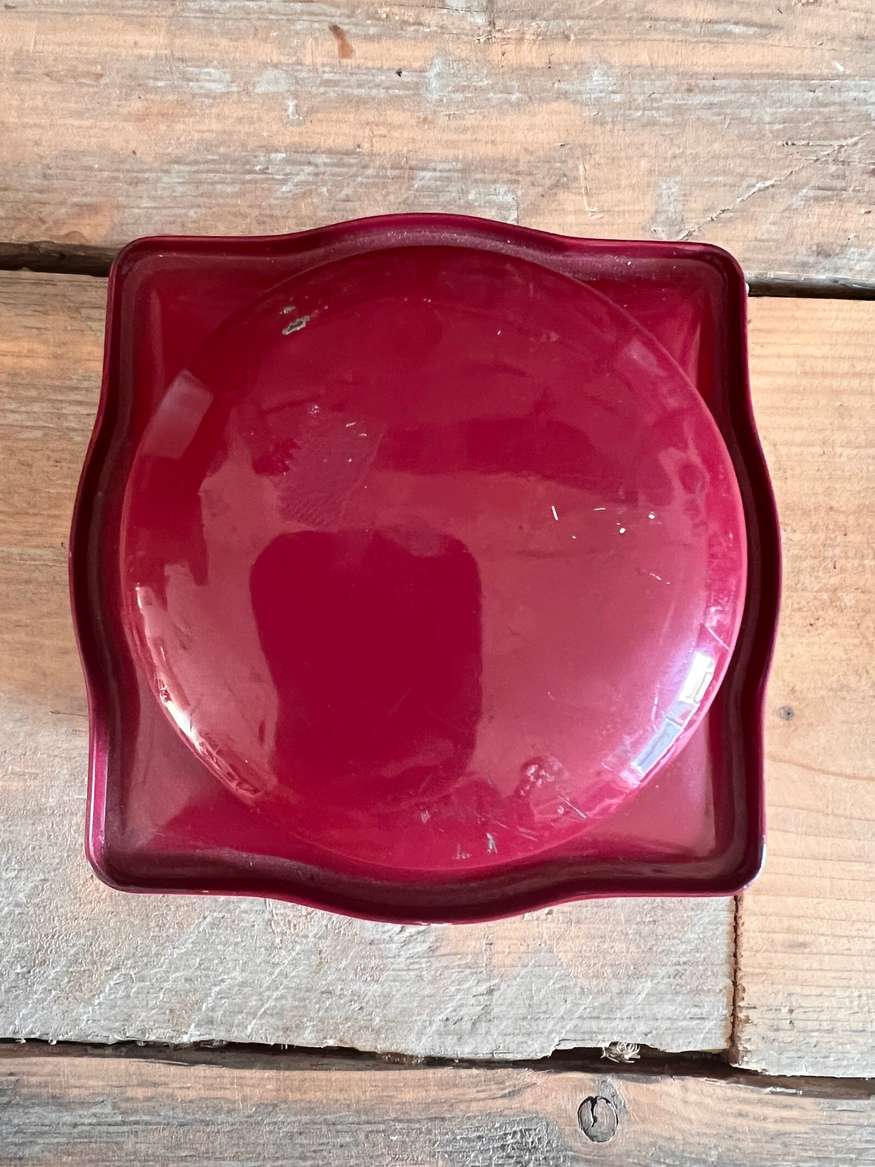 Vintage theeblik met bloemen