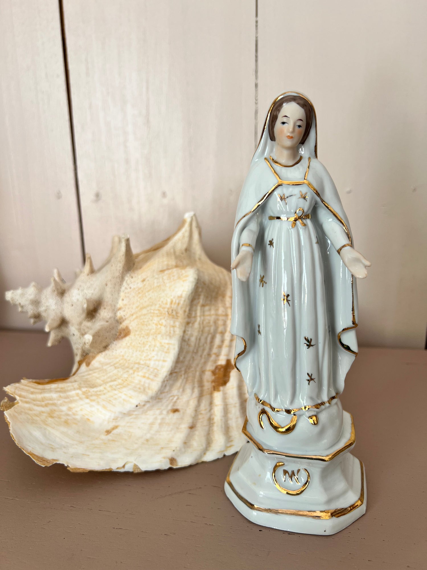 Antiek Maria beeldje wit