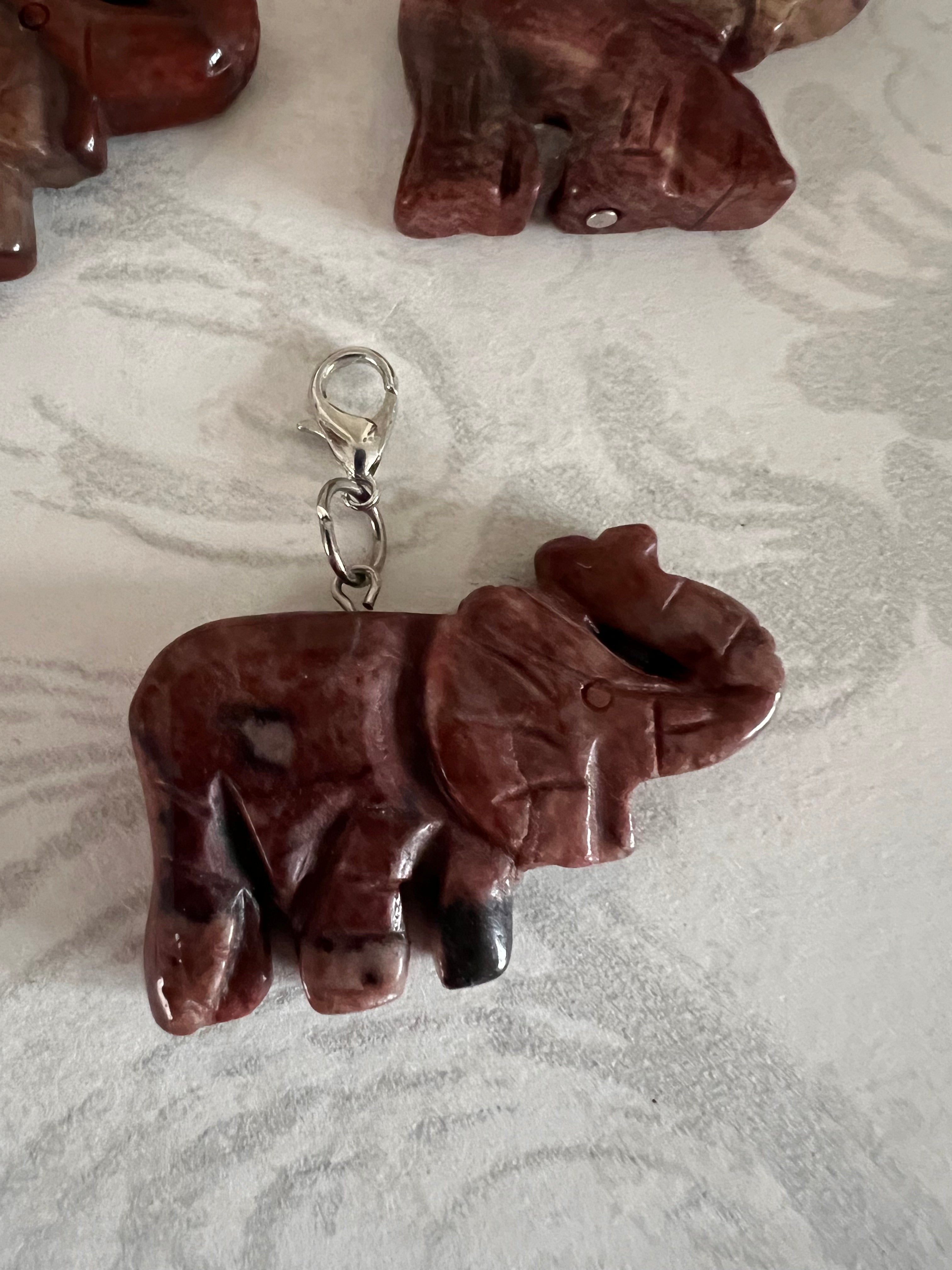 Hanger japis breccie