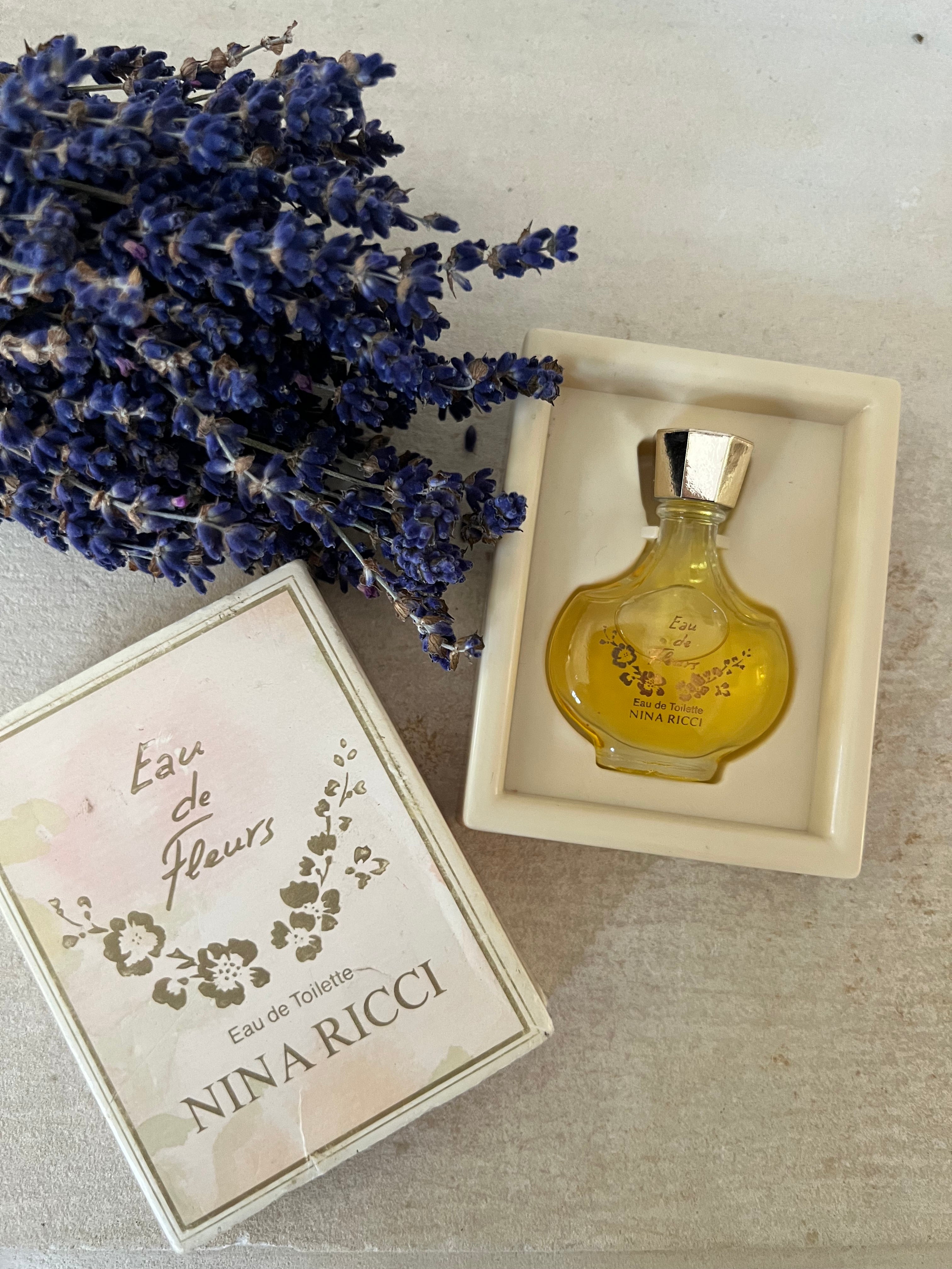 Miniatuur parfumflesje Eau de Fleurs Nina Ricci
