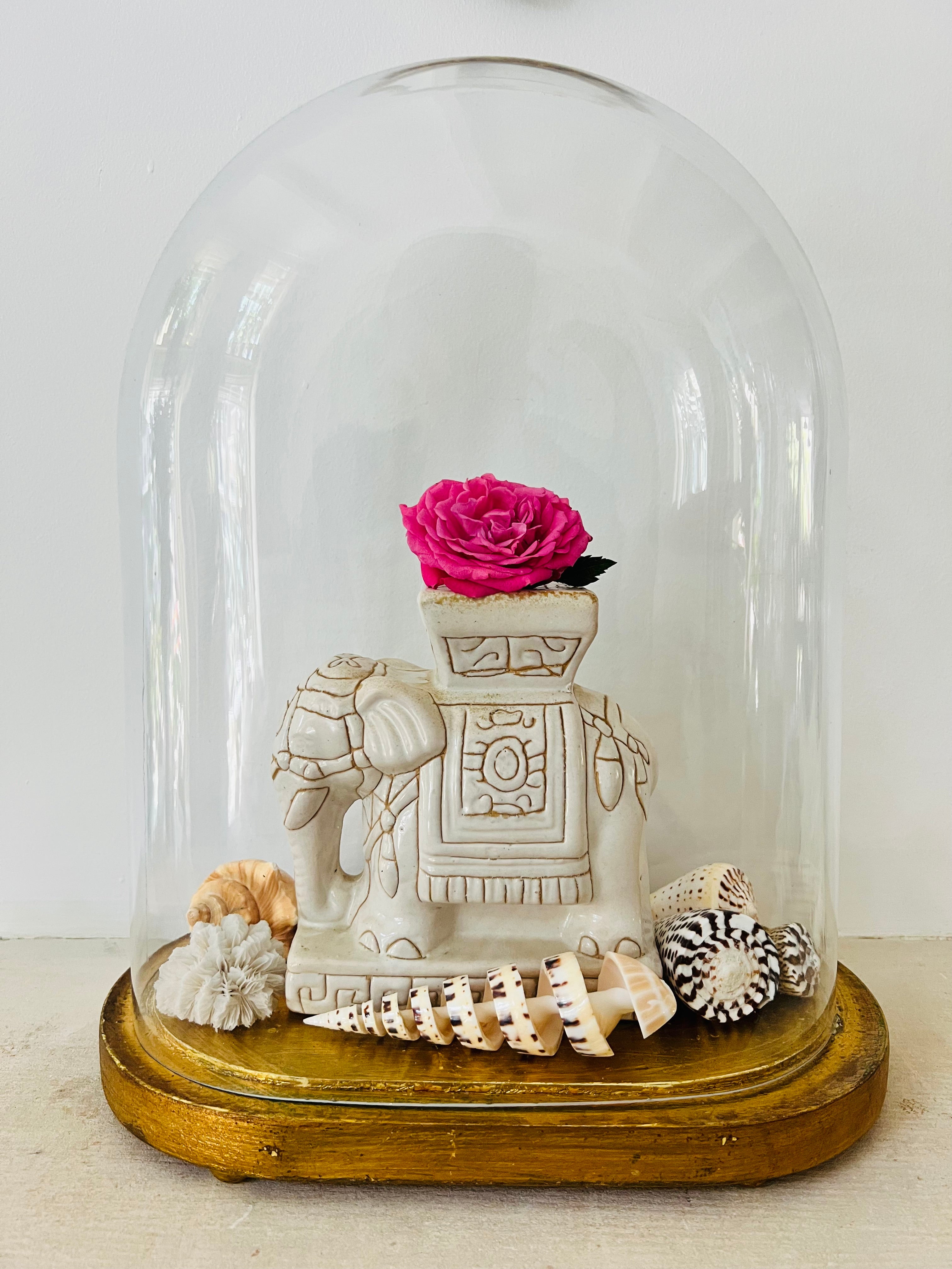 Beige olifant keramiek