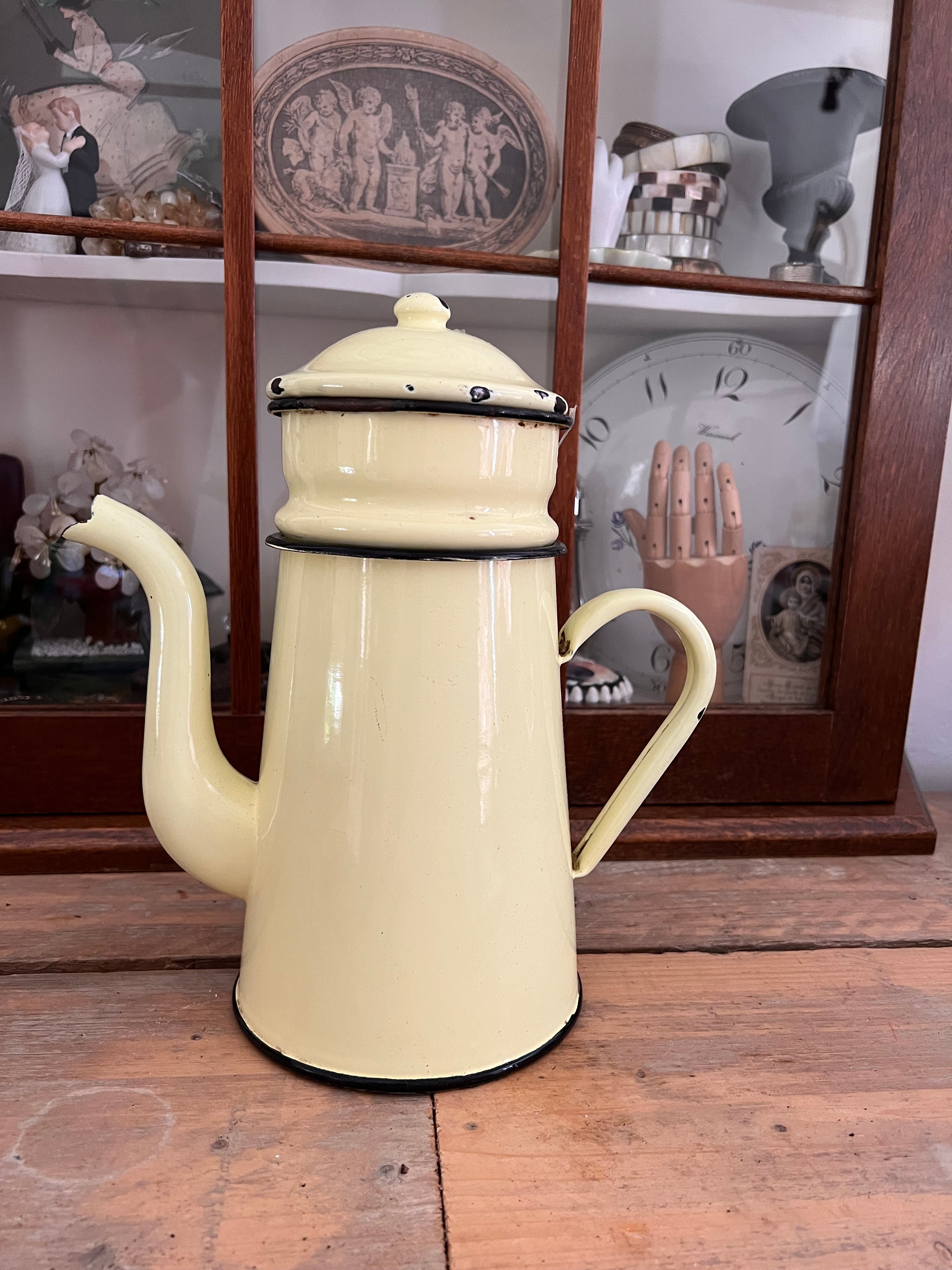 Frans emaille brocante Noordwijk