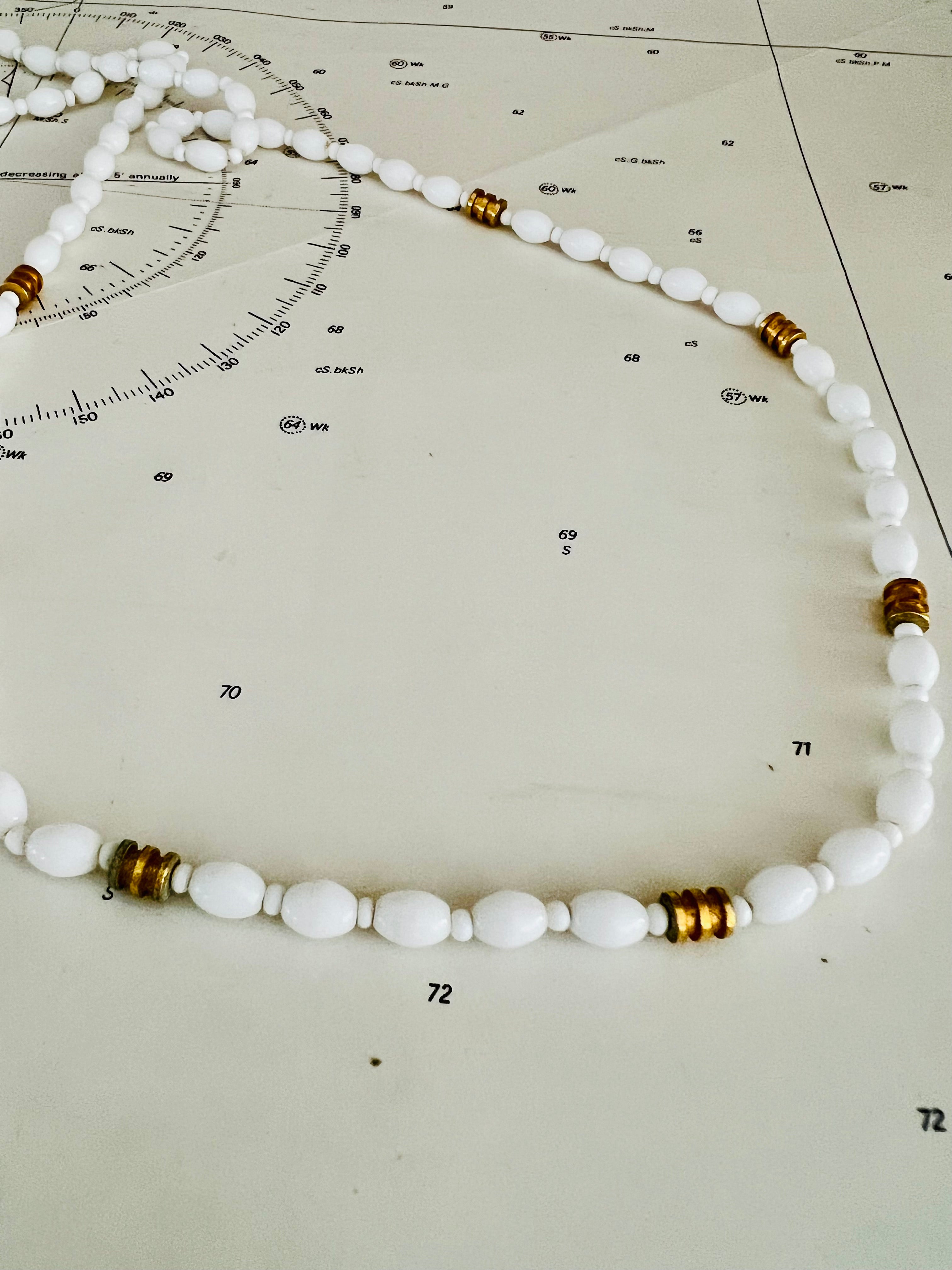 Witte vintage ketting