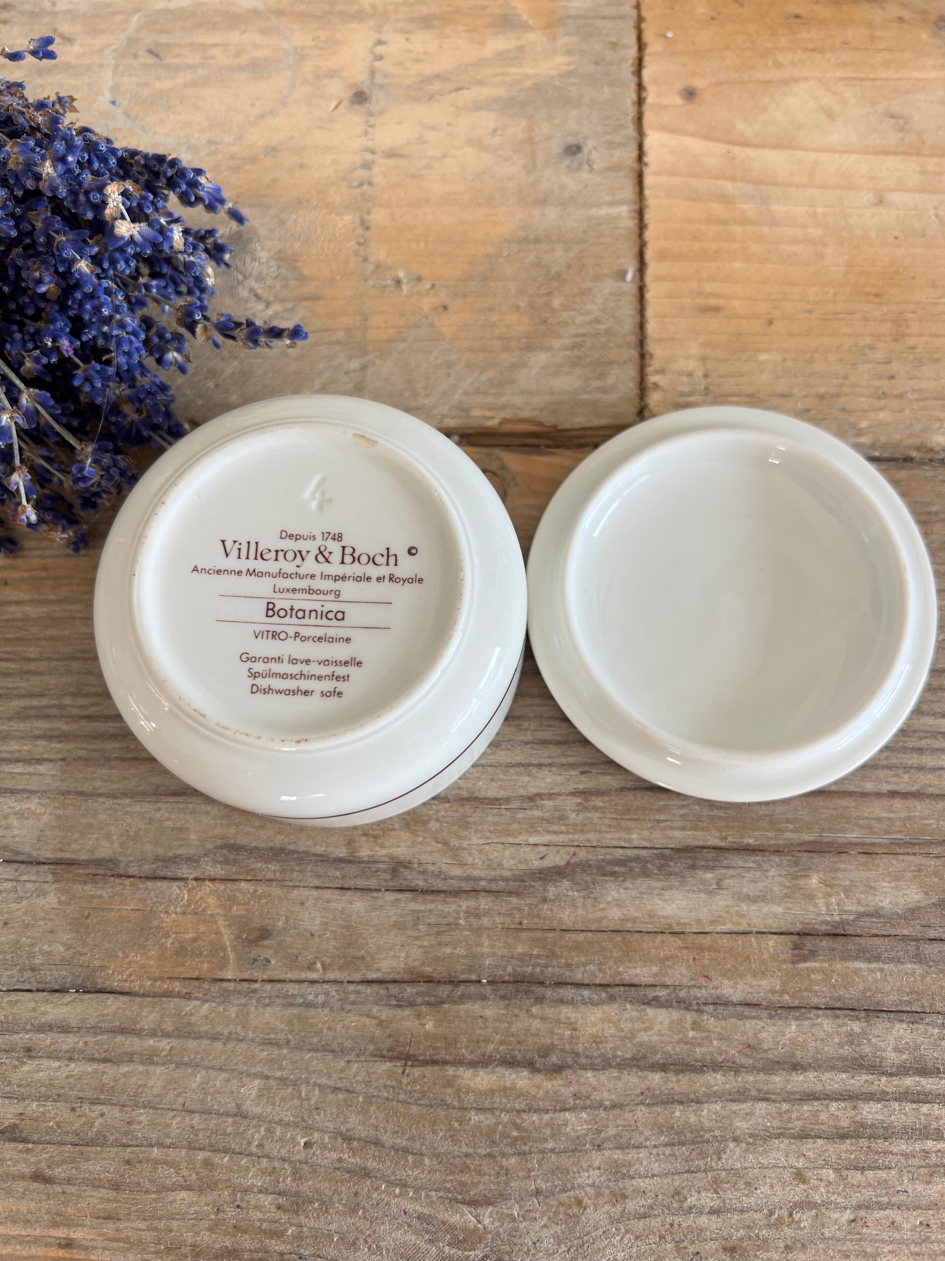 Villeroy & Boch Botanica mini dekseldoos ribes grossulara