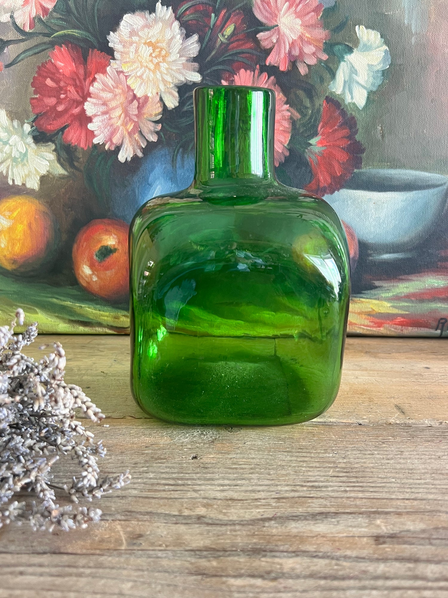 Vintage groene mondgeblazen fles
