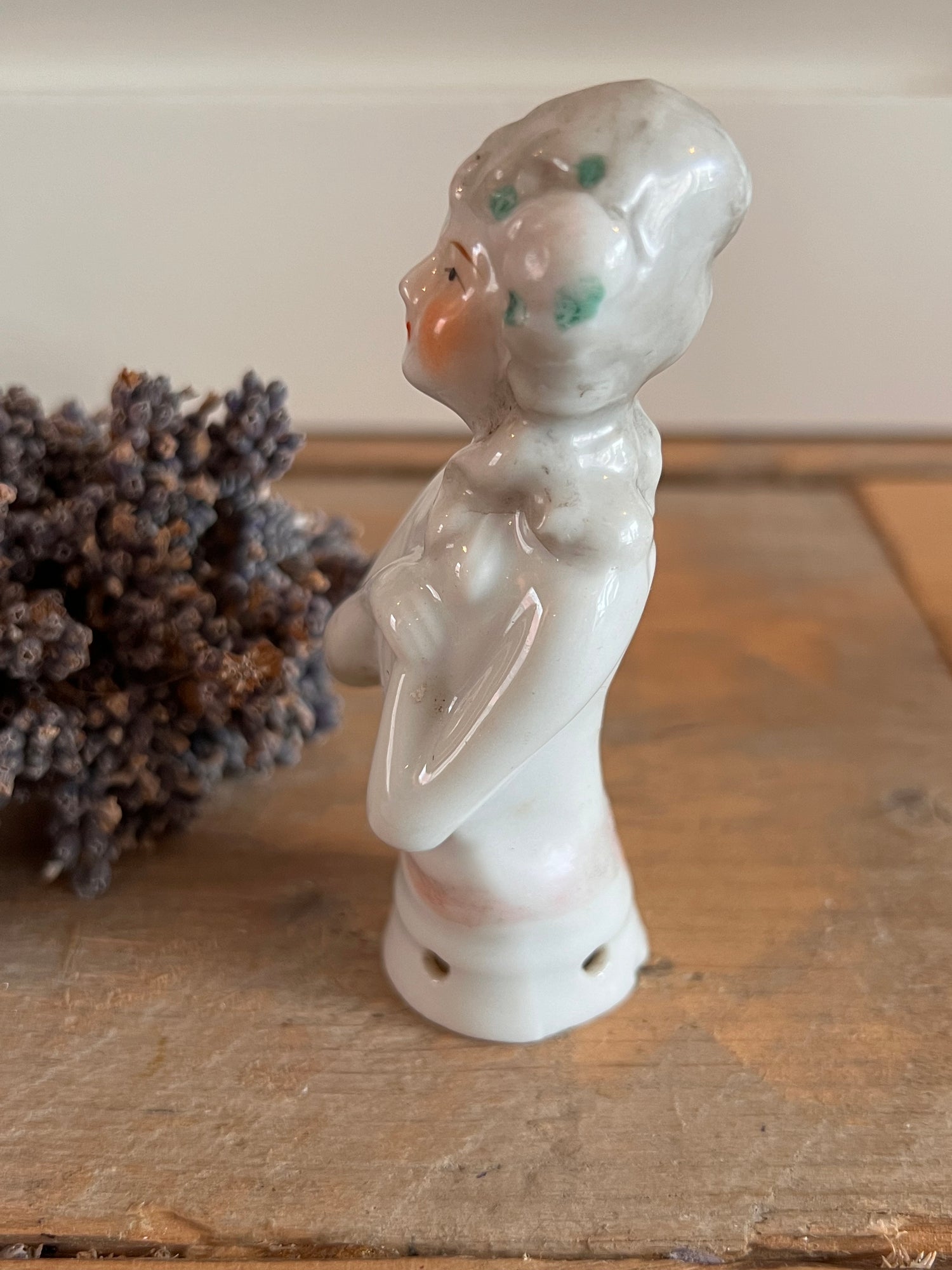 Antieke half doll