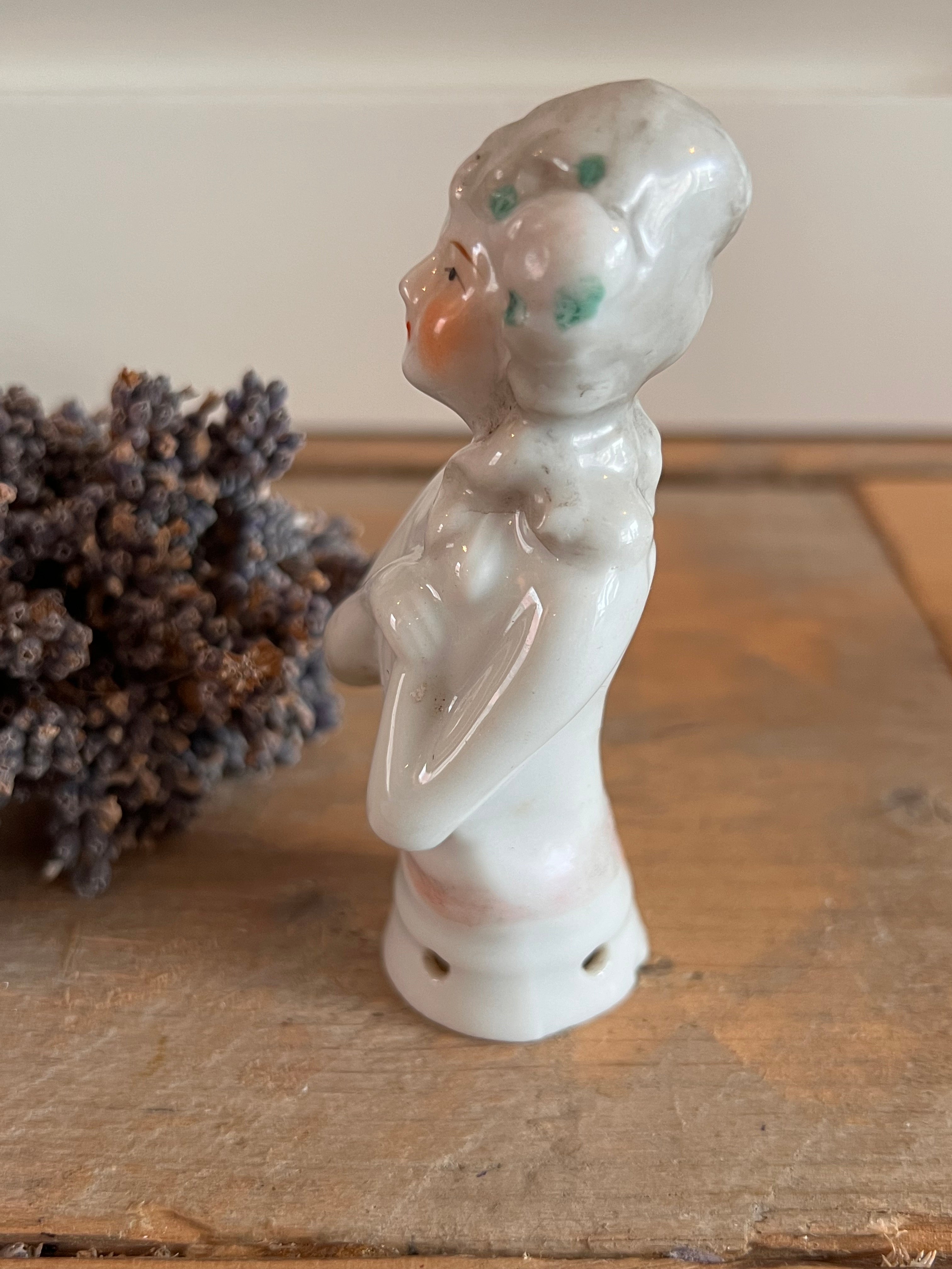 Antieke half doll