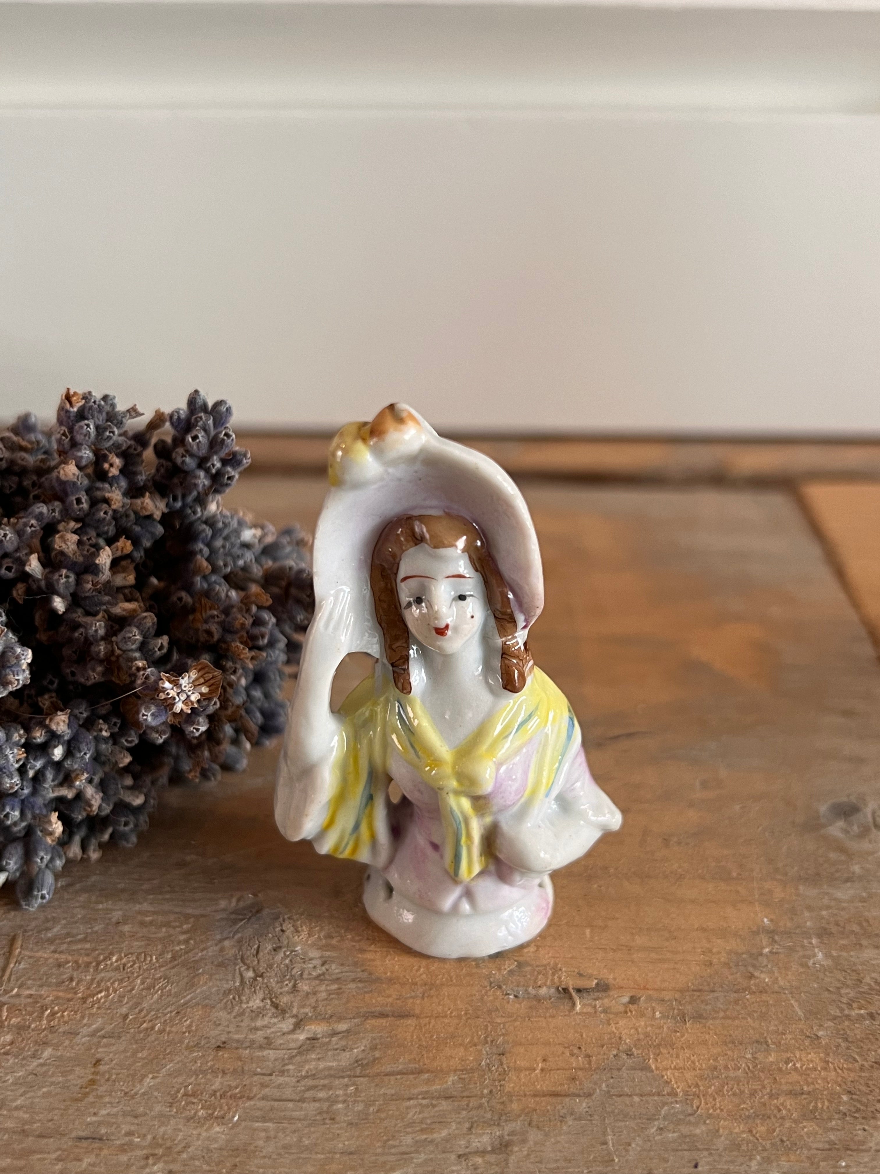 Antieke half doll