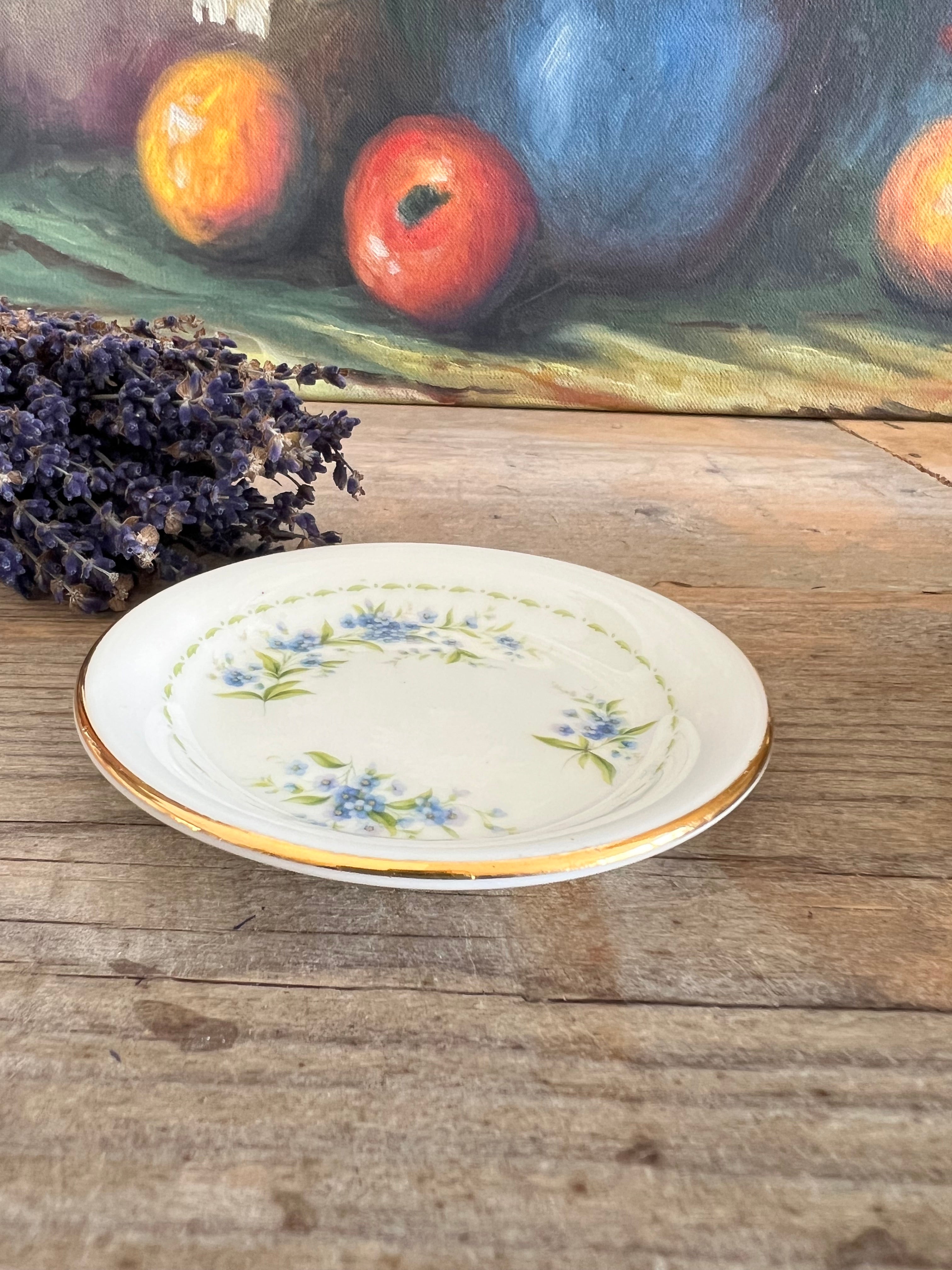 Flowers of the month juli Royal Albert