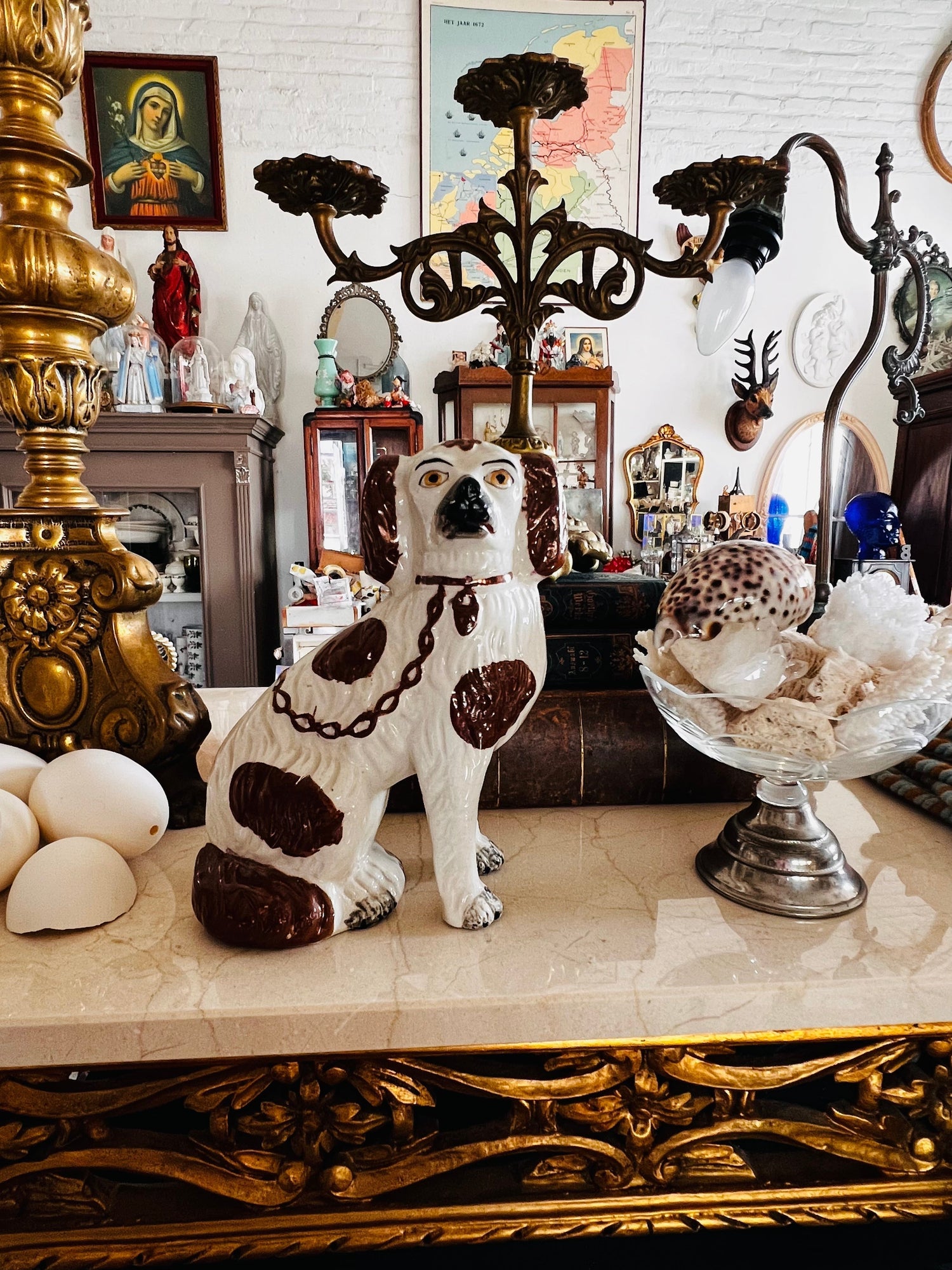 Wat is het verschil tussen brocante vintage en antiek?