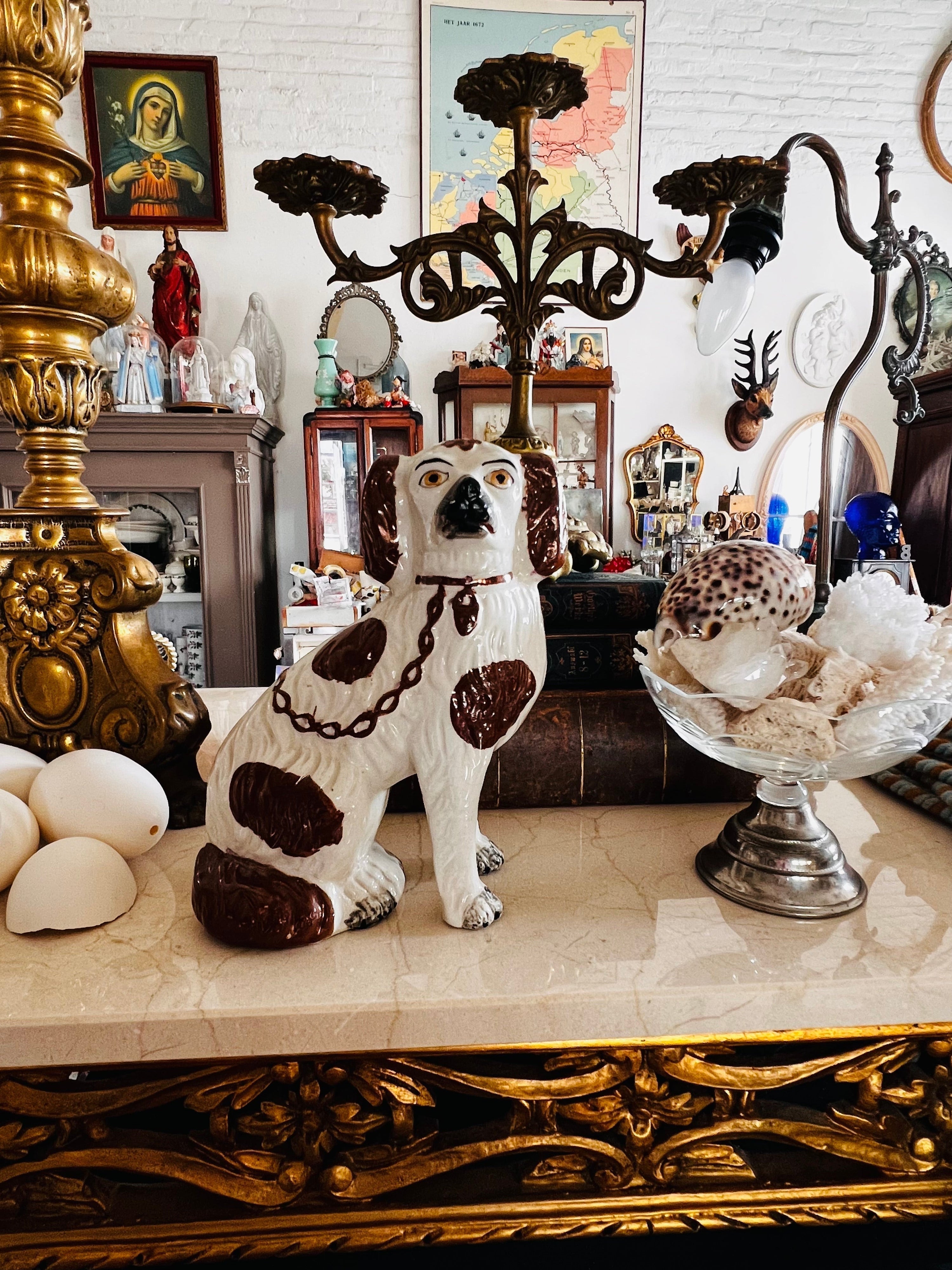 Wat is het verschil tussen brocante vintage en antiek?