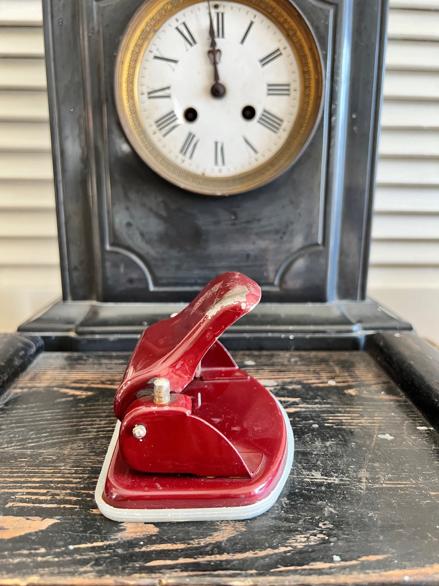 Perforator vintage