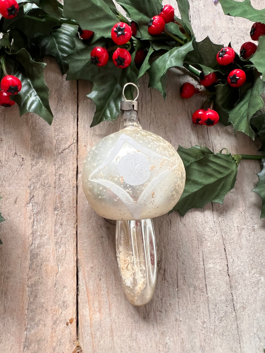 Zilverkleurige paddenstoel kerstbal