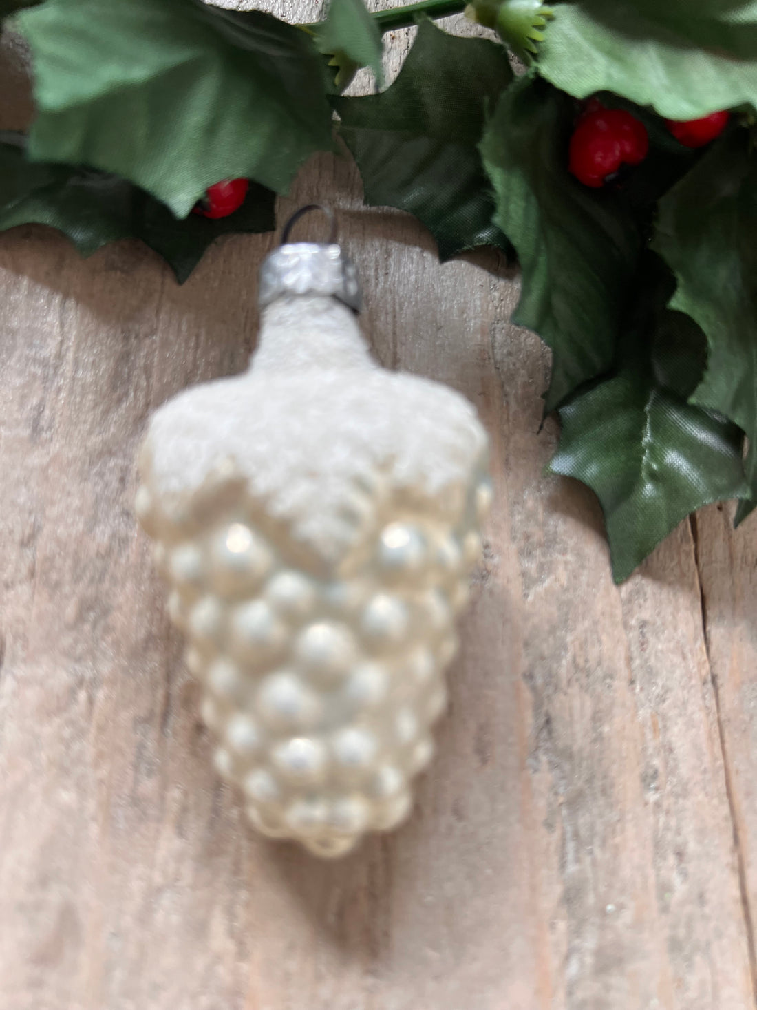 Witte druiventros kerstbal vintage