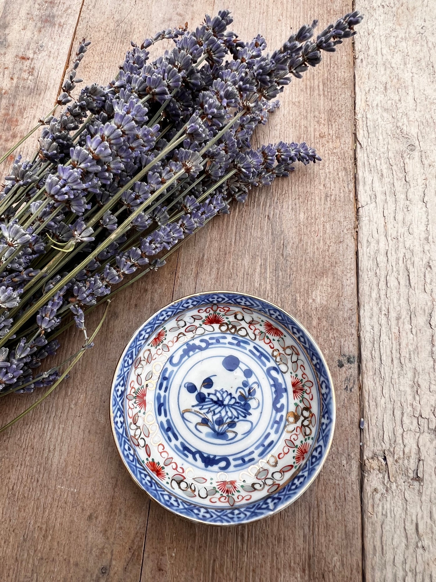 Chinees schoteltje van rice lace porselein - Wanyu