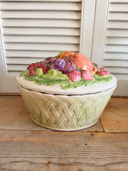 Vintage terrine met fruitdeksel van aardewerk - Bretagne