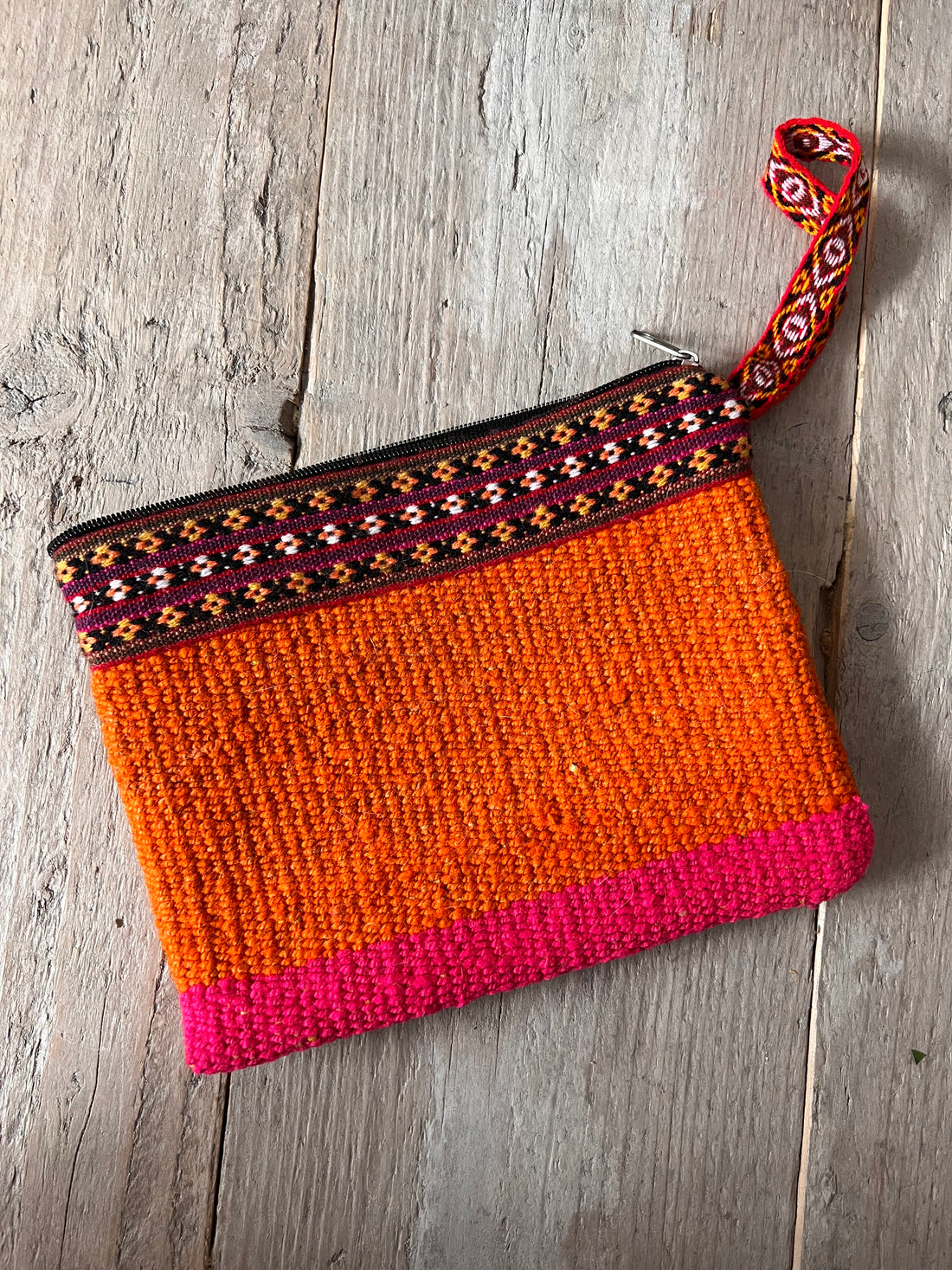 Make-up bag orange-fuchsia Peru