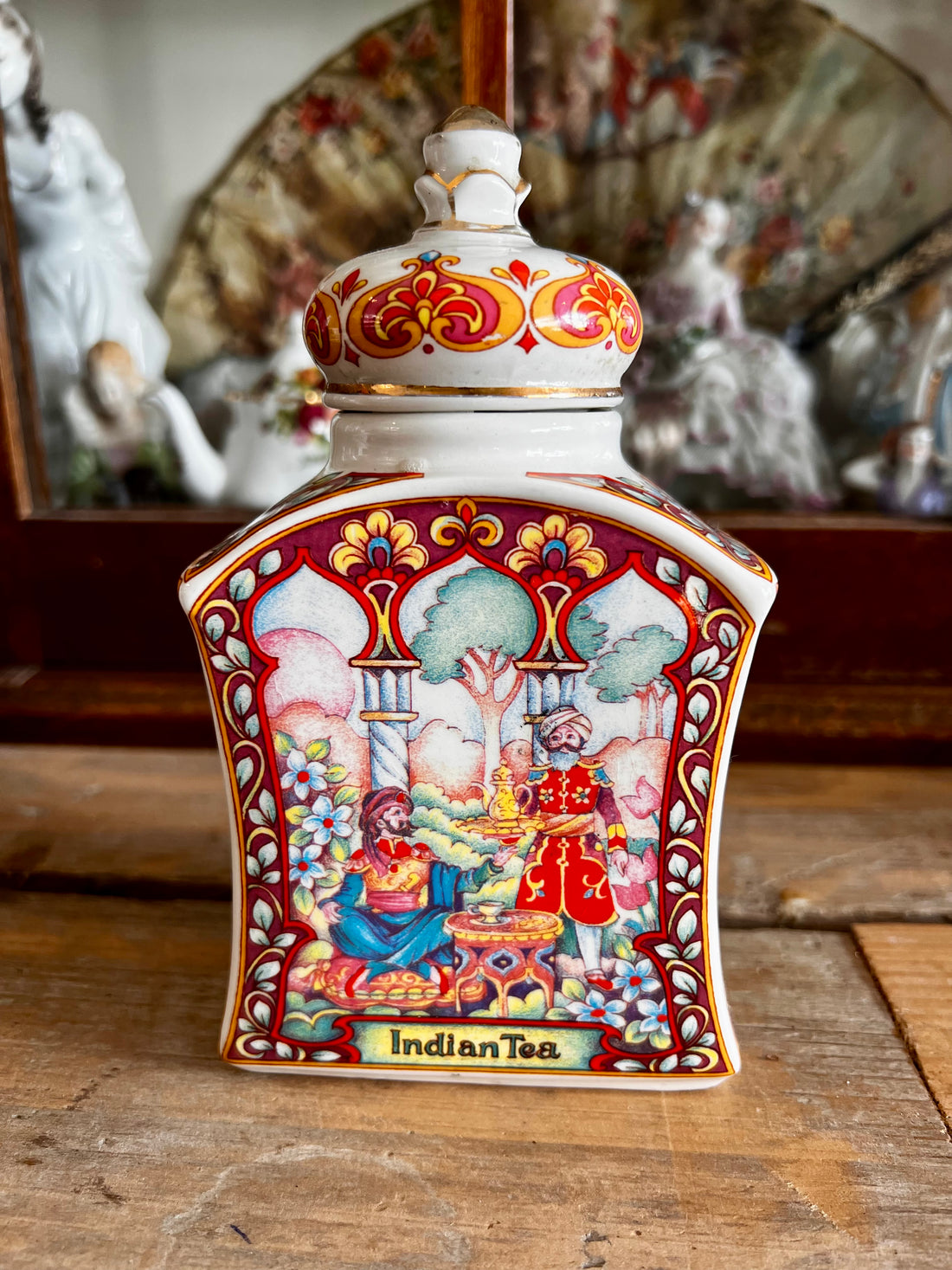 Sadler porseleinen theebus &quot;Idian Tea&quot; uit de &quot;World of Tea Collection&quot;