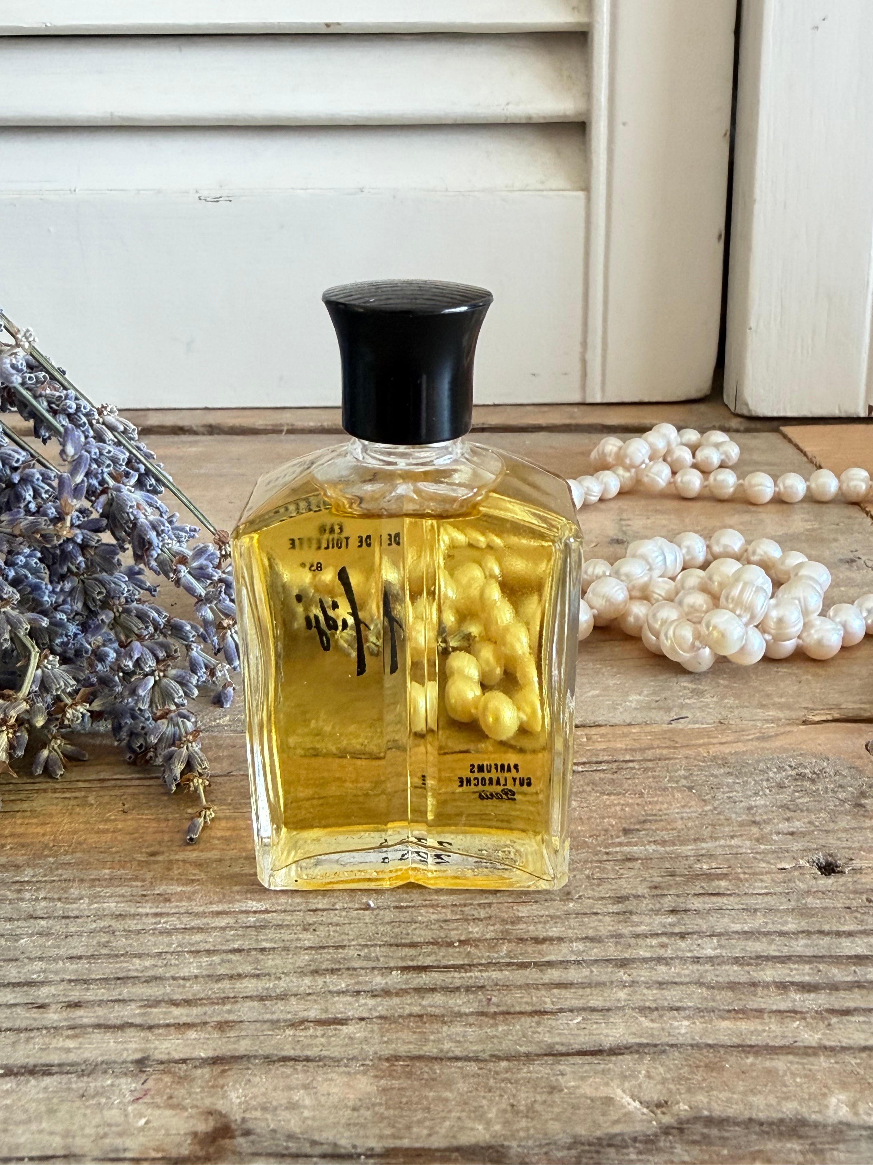 Vintage Guy Laroche Fidj, Fidji eau de toilette, vintage parfum, parfumverzamelaar, vintage parfumfles, boudoir decoratie, Guy Laroche Paris, Sofia&