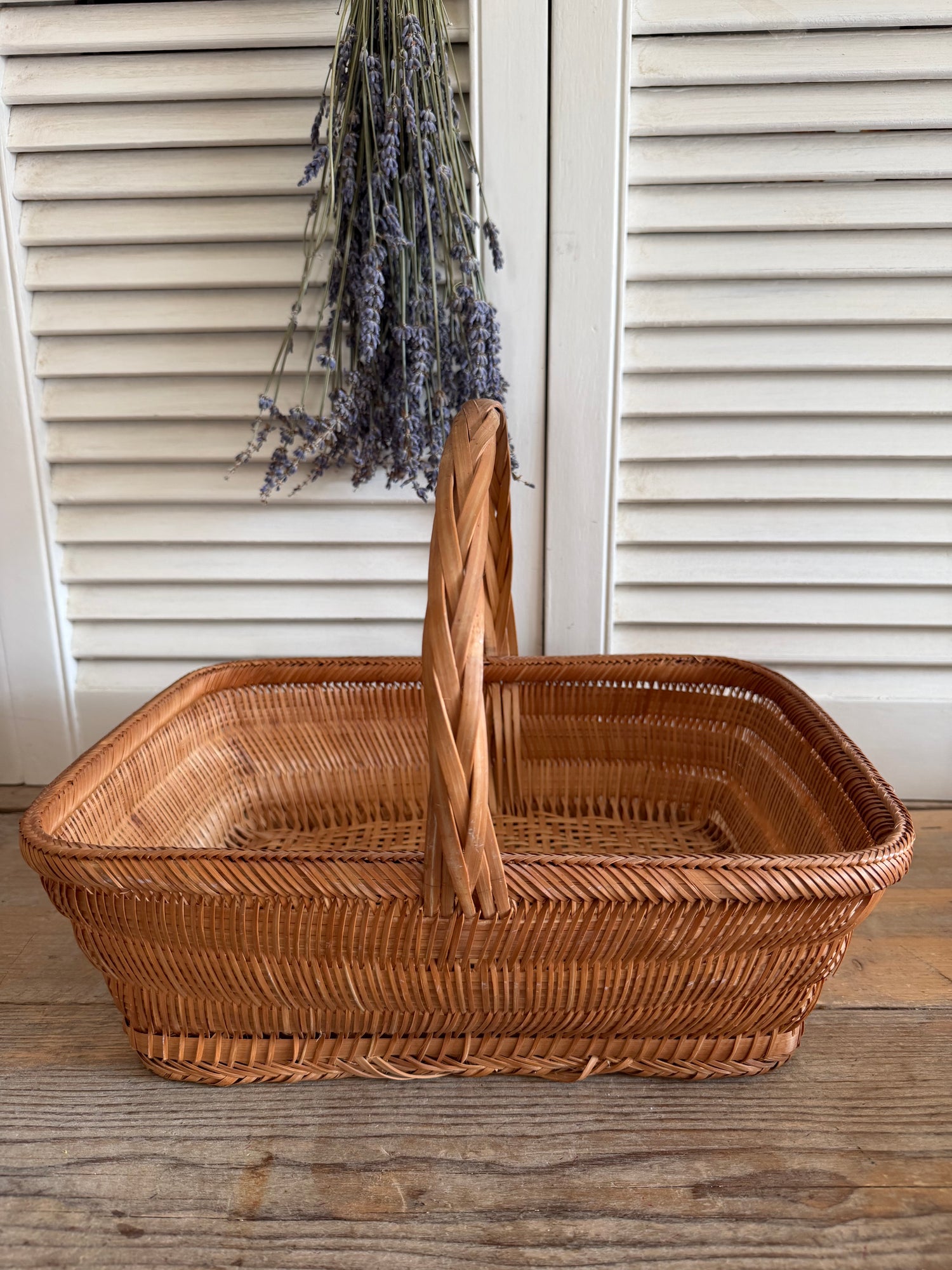 Vintage picknickmandje met gevlochten greep - Franse landelijke stijl