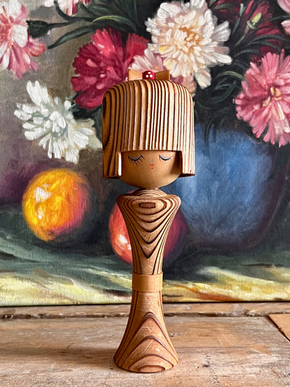 &amp;nbsp;Vintage Kokeshi Pop, Sosaku Kokeshi, Japanse houten pop, jaren 60 decoratie, retro collectible, vintage speelgoed, handgemaakte Kokeshi, Japanse vintage pop, retro interieur, vintage cadeau