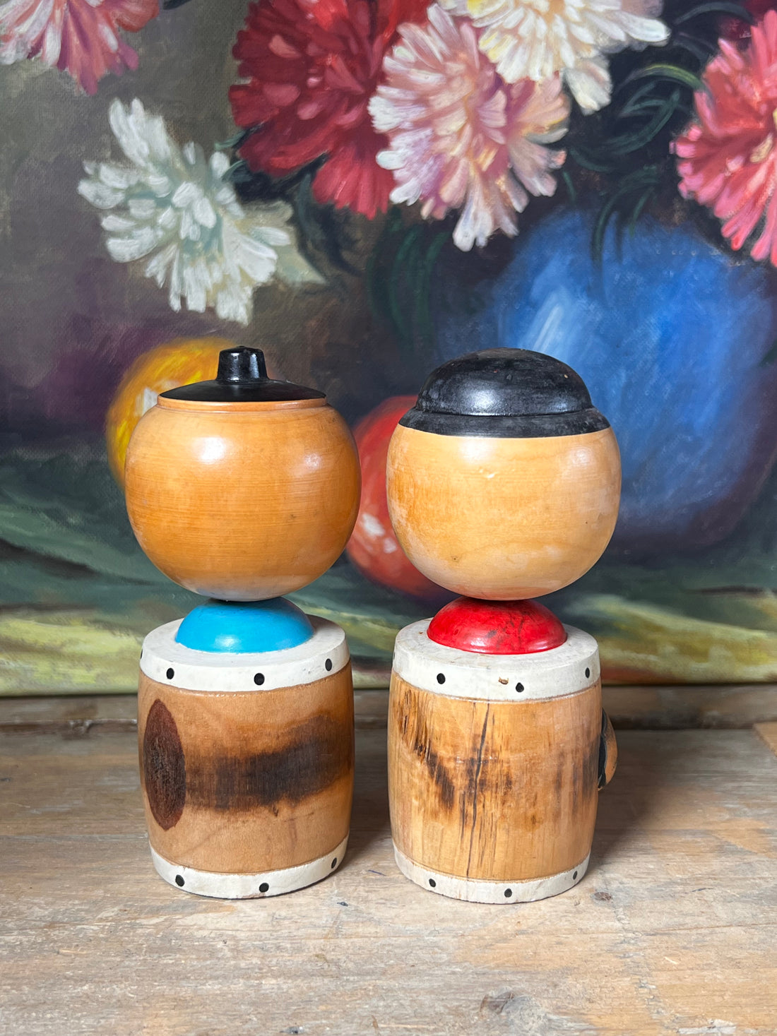 &amp;nbsp;Vintage Kokeshi poppen Kobe, handgemaakte Kokeshi Japan, vintage Japanse pop, Kokeshi collectibles, traditionele Kokeshi pop, Japanse houten pop, Kobe pop collectie, Japanse vintage decoratie, retro Kokeshi poppen, handgeschilderde Kokeshi