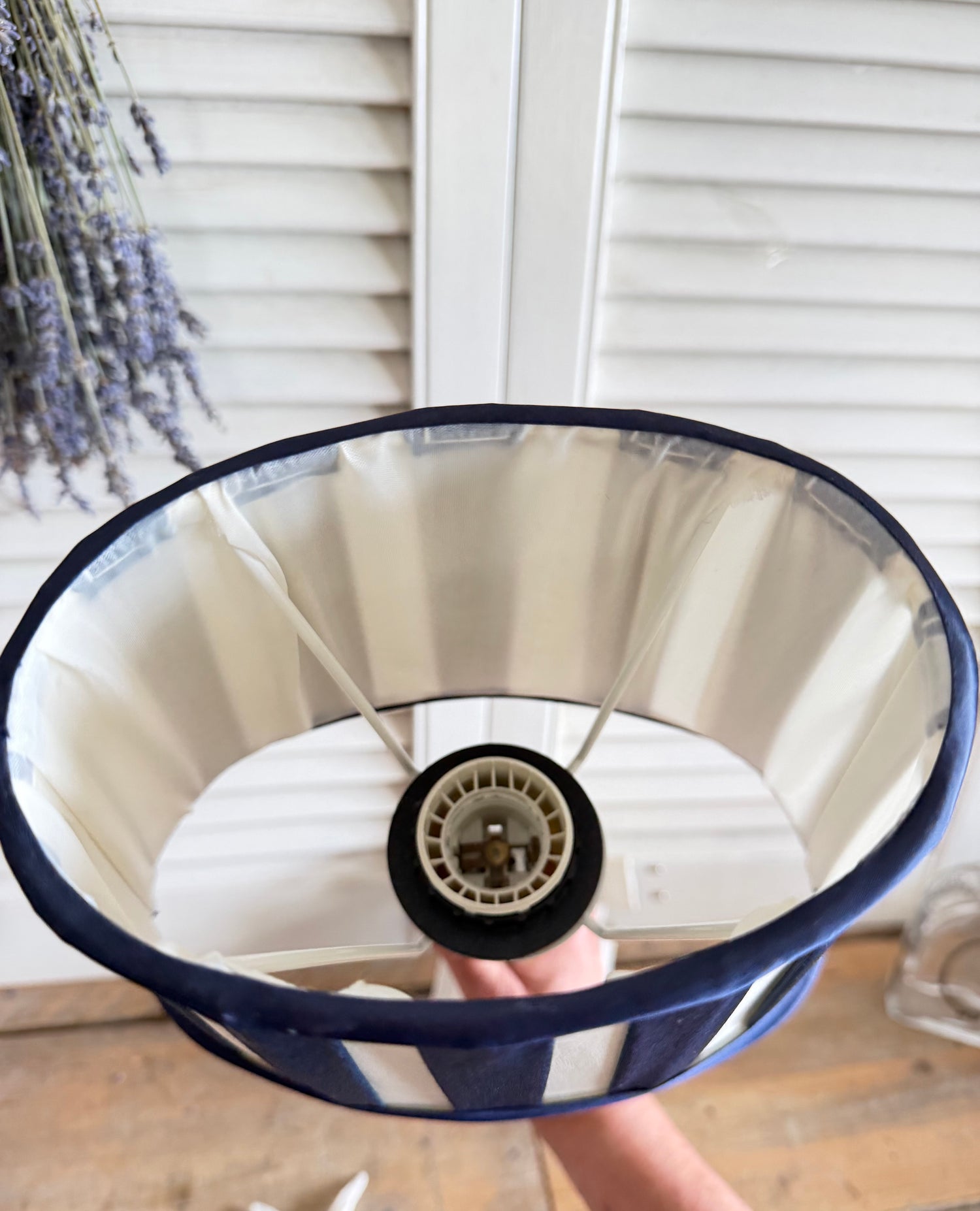 Vintage picknickmand, rotan picknickmand, rietenmand met hengsel, Franse brocante, Sofia&