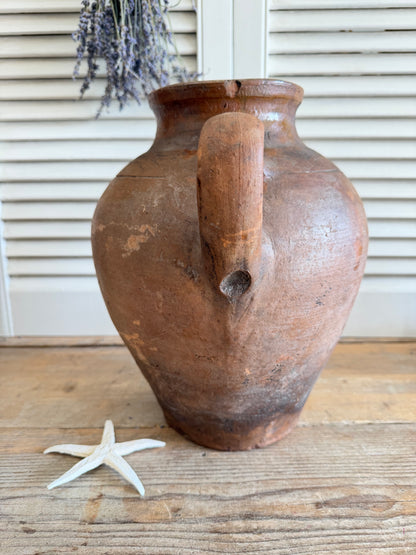 antieke terracotta kruik, Franse kruik, olijfkruik, wijnkruik, landelijke decoratie, authentiek aardewerk, Provence stijl, mediterrane woonaccessoires, amphora, Sofia&