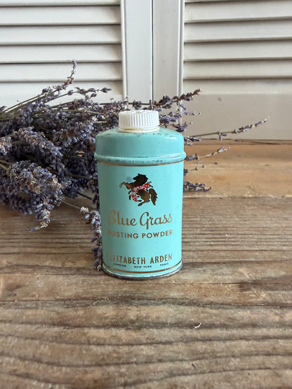 Vintage Elizabeth Arden, Blue grass dusting powder, vintage talkpoeder, parfumblikje, boudoir decoratie, vintage cosmetica, parfumverzamelaar,beauty memorabilia, Sofia&