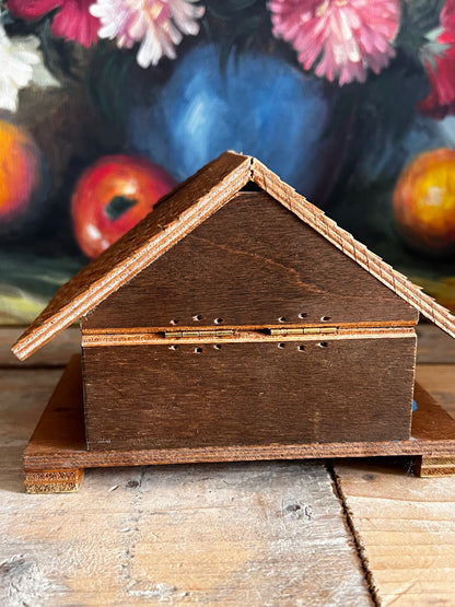 &amp;nbsp;retro muziekdoosje, Beiers chalet muziekdoos, houten sieradendoosje, vintage muziekdoos, sieraden opbergdoosje hout, klein sieradendoosje, muziekdoosje cadeau, houten muziekdoosje retro