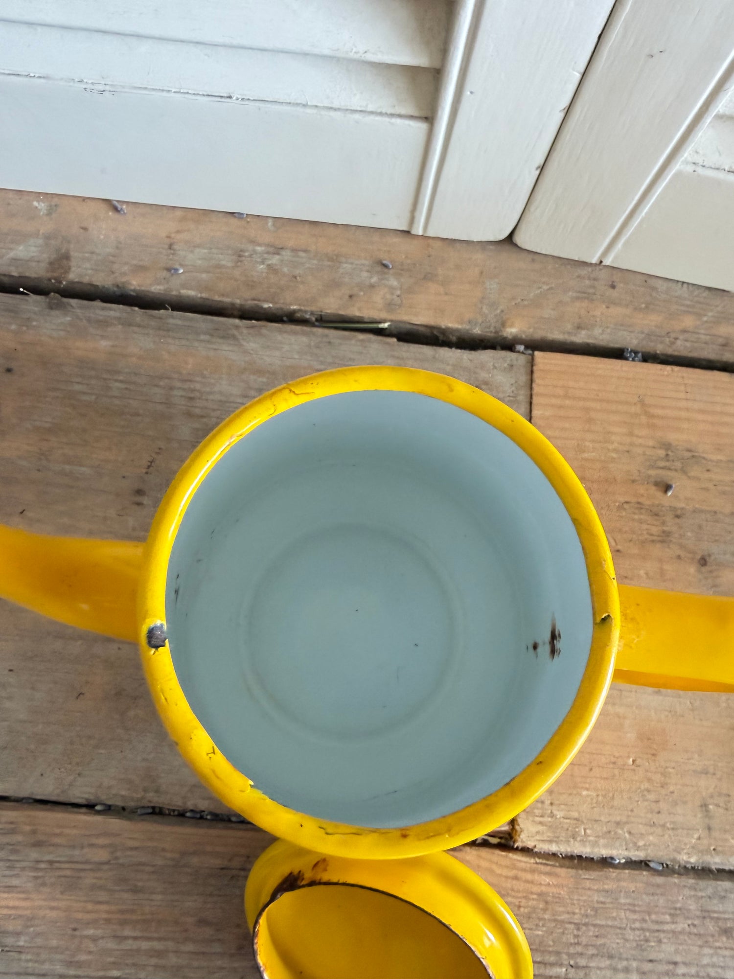 Emaille, emaille koffiepot, vintage emaille koffiepot, gele koffiepot, retro, jaren 70, Sofia&