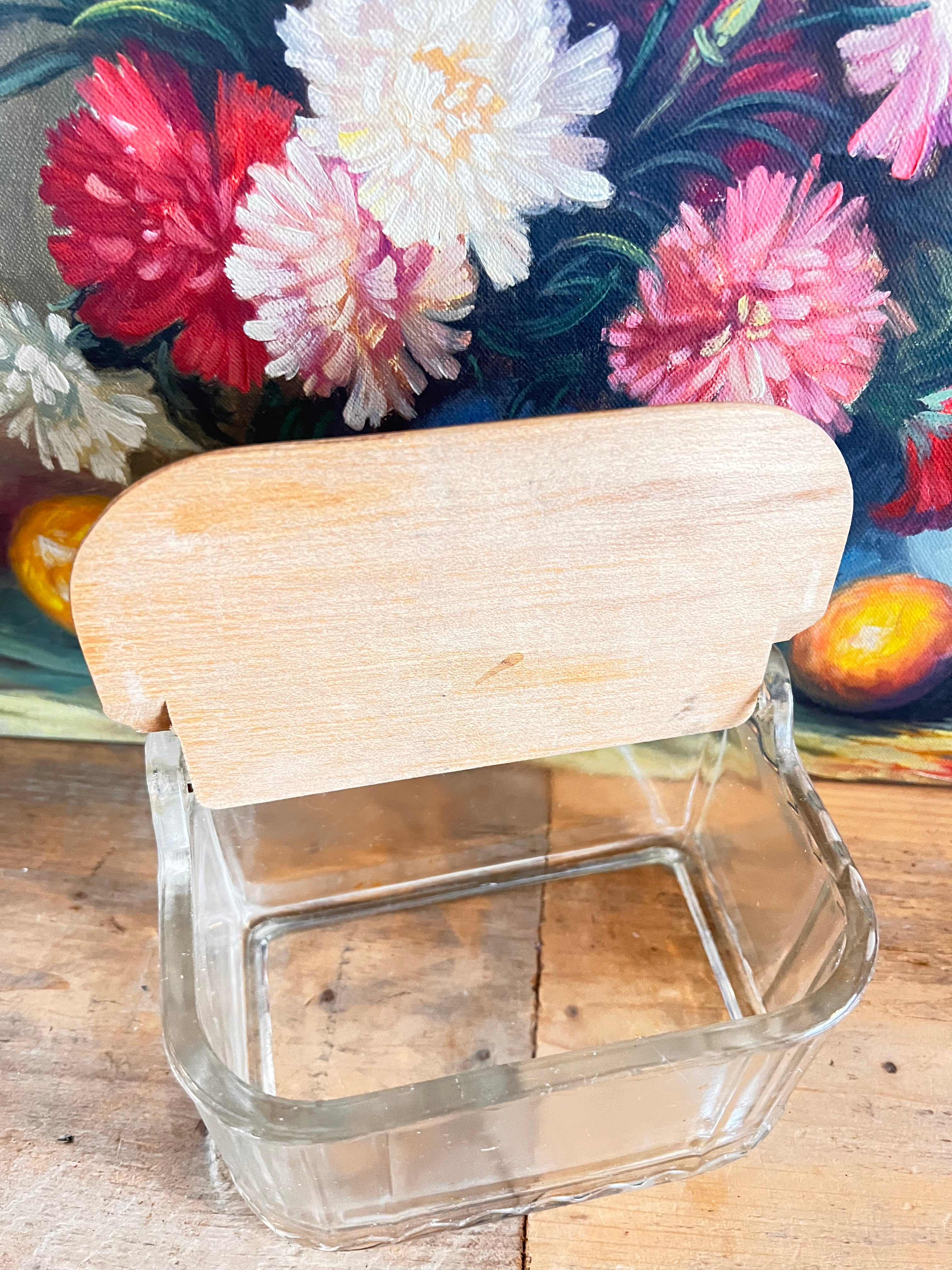 Brocante zoutpot van glas met houten deksel