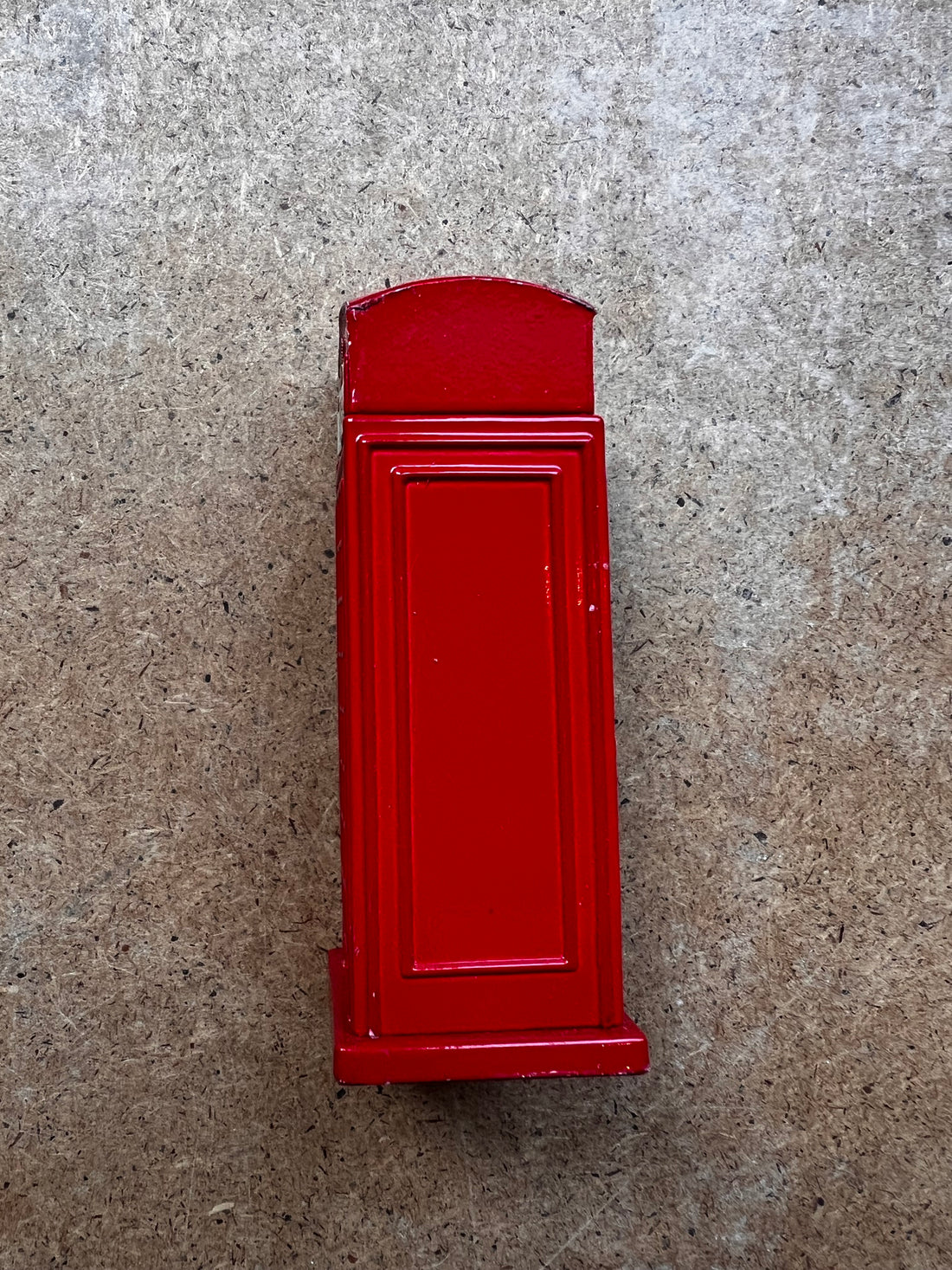 Brits telefooncel miniatuur van metaal