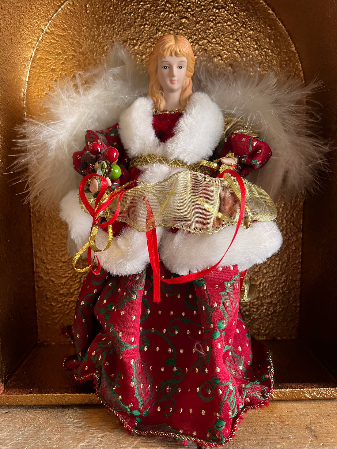 Engel kerstboompiek, kerstboompiek bordeaux rood, kerstboom piek, kerstboom topper, kerstdecoratie, kerstboom accessoires, luxe kerstboompiek, traditionele kerstboomversiering