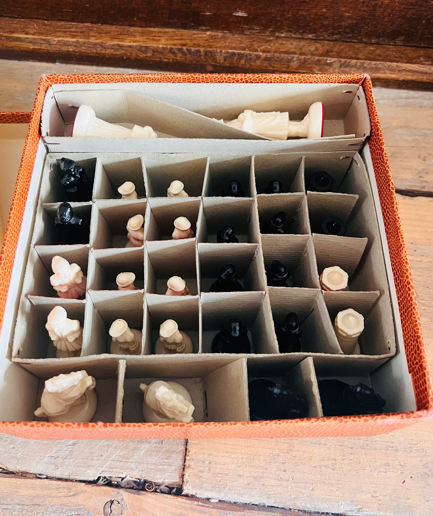 Vintage schaakstukken Ivora van Homas