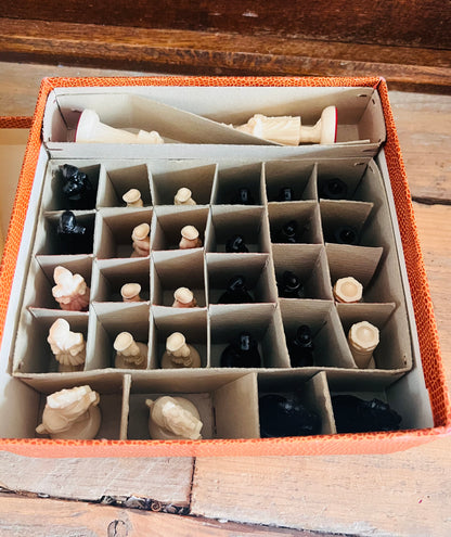 Vintage schaakstukken Ivora van Homas