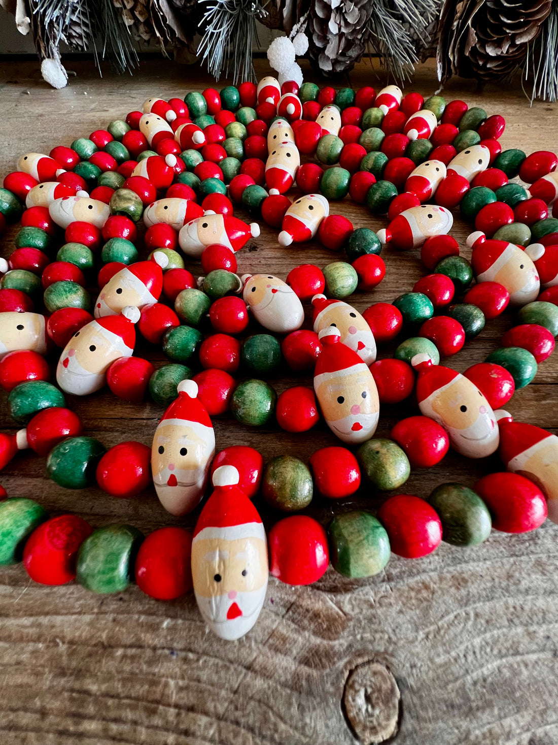 Vintage kerstslinger van hout kerstman, kerstdecoratie, kerstslinger, hout