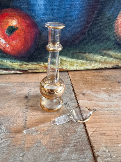 Egyptisch parfumflesje met goudkleurige accenten, parfumflesje glas,