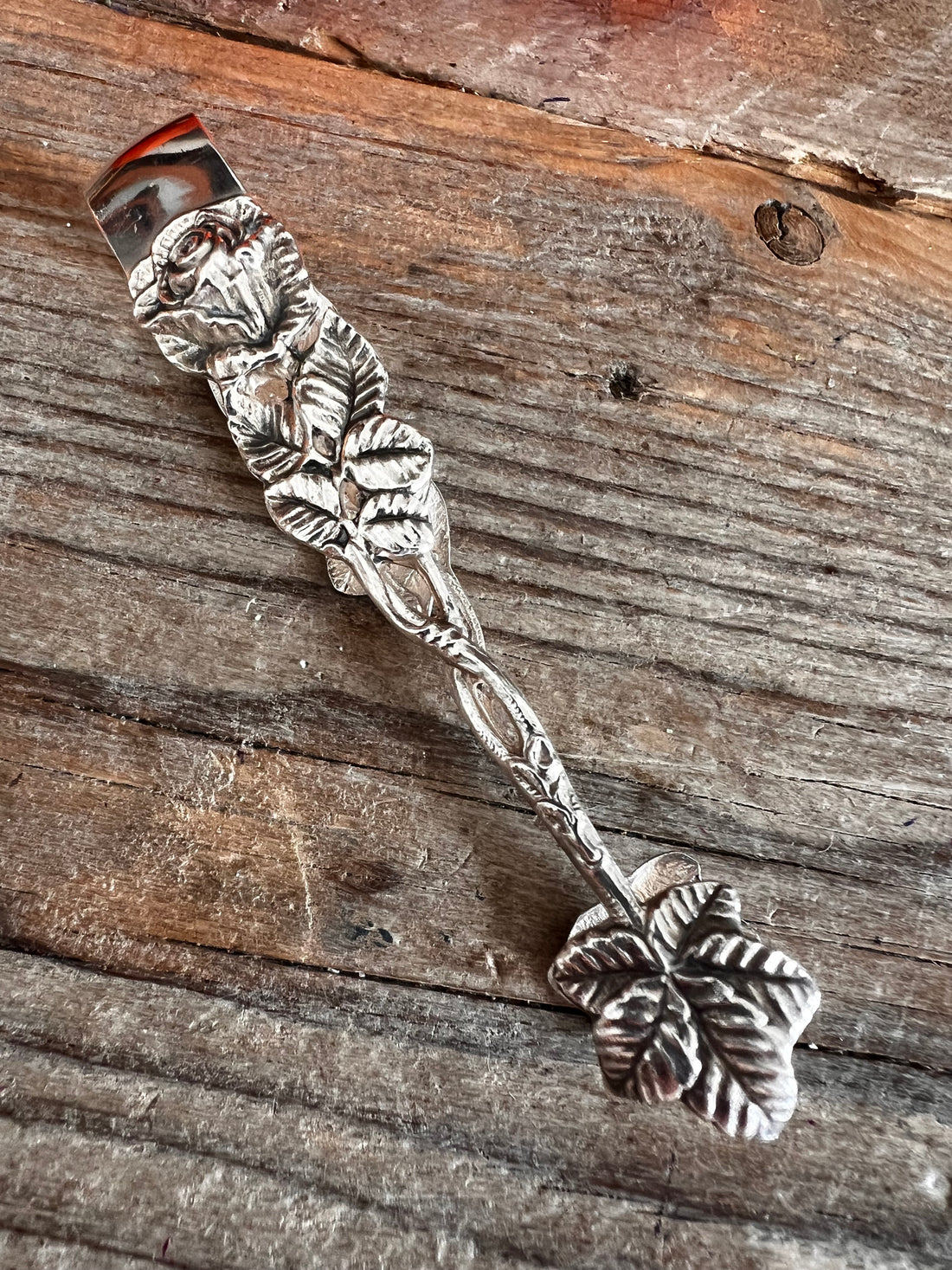 verzilverde suikertangen, Hildesheimer Rose Antiko 100, antiek bestek, verzilverd servies, suikertang set, klassieke tafelaccessoires, antieke zilveren bestekset, vintage bestek kopen