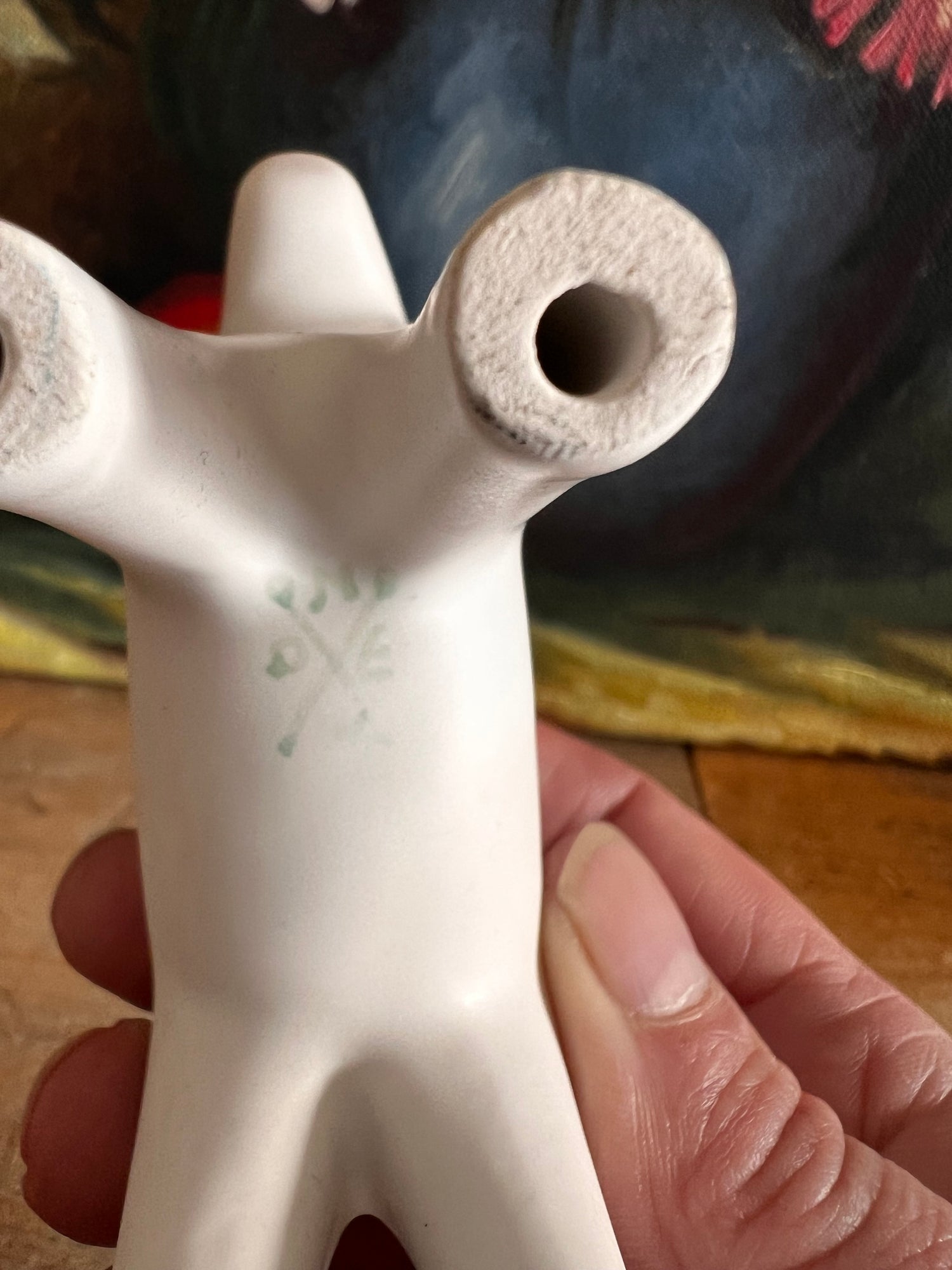 Dala paardje porselein, Zweeds Dala paardje, Dala paardje kopen, porseleinen souvenir, traditioneel Zweeds decoratie, handgemaakt Dala paardje, Dala paardje cadeau, Zweeds design paardje.