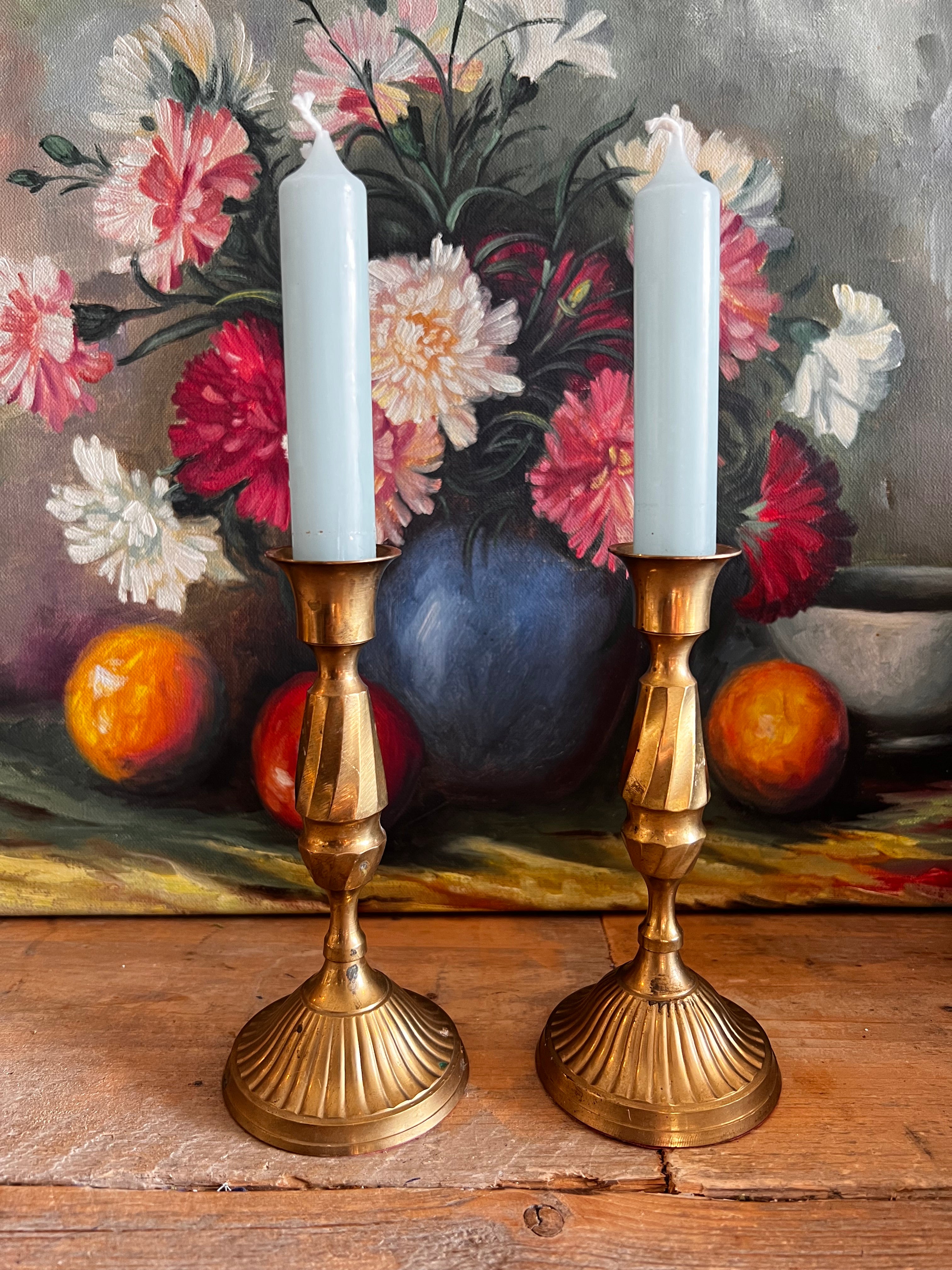 vintage kandelaars set, kandelaars messing, vintage kandelaars kopen, messing kandelaars set, klassieke kandelaars, sfeervolle kandelaars, decoratie kandelaars vintage, hoogwaardige kandelaars messing