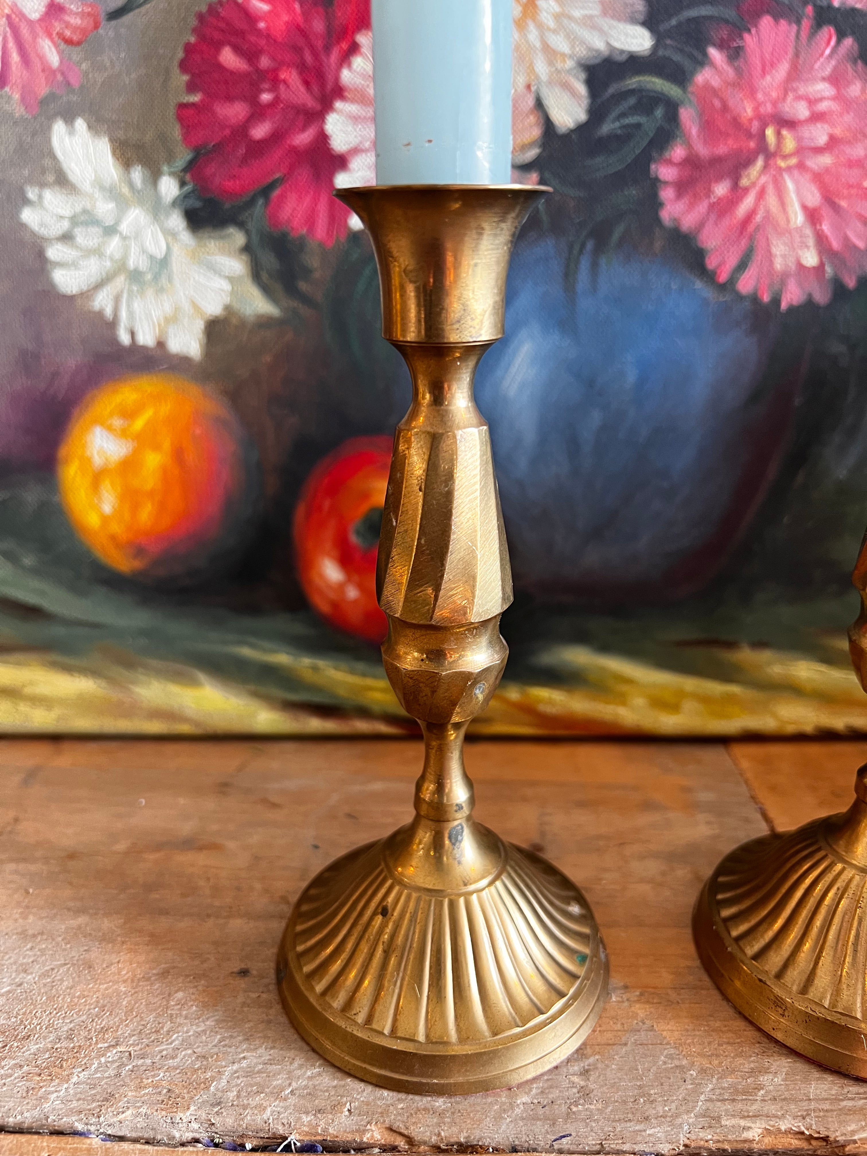 vintage kandelaars set, kandelaars messing, vintage kandelaars kopen, messing kandelaars set, klassieke kandelaars, sfeervolle kandelaars, decoratie kandelaars vintage, hoogwaardige kandelaars messing