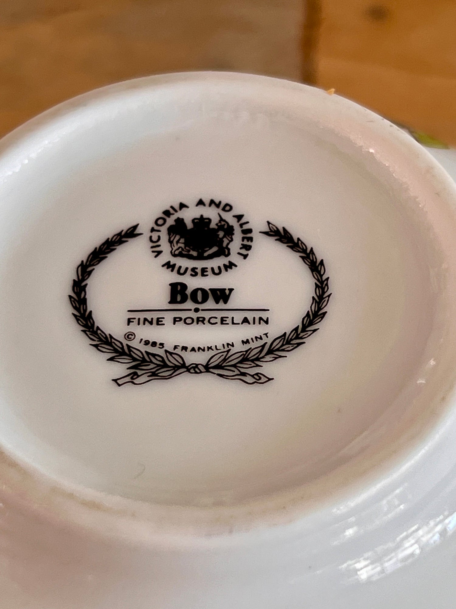 Franklin Mint Bow theepot 1985