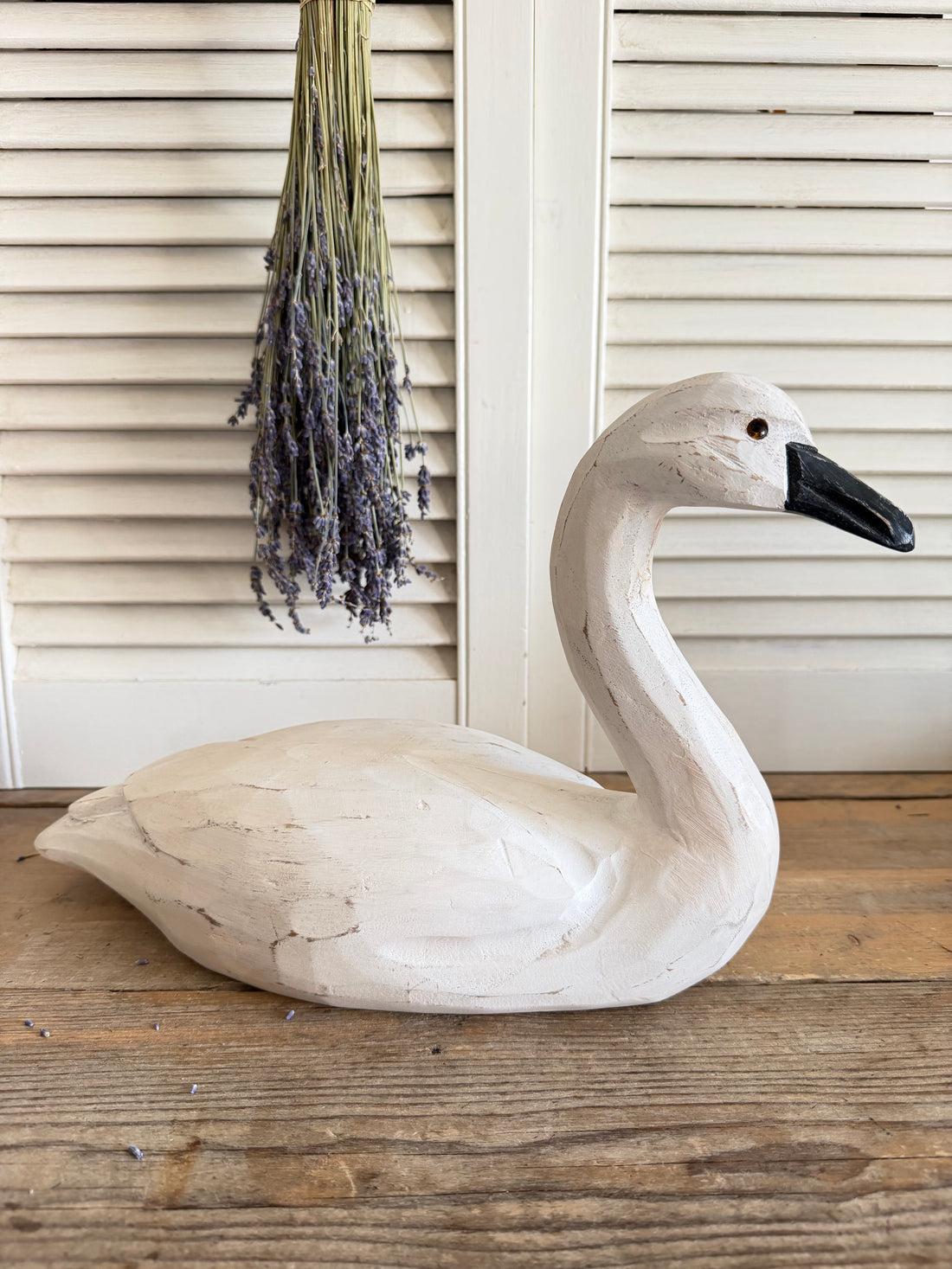 Decoratieve witte zwaan - landelijke woondecoratie, witte houden zwaan, woondecoratie, brocante woondecoratie, Sofia&