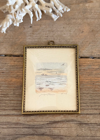 Klein gesigneerd kustlandschap in vintage lijstje