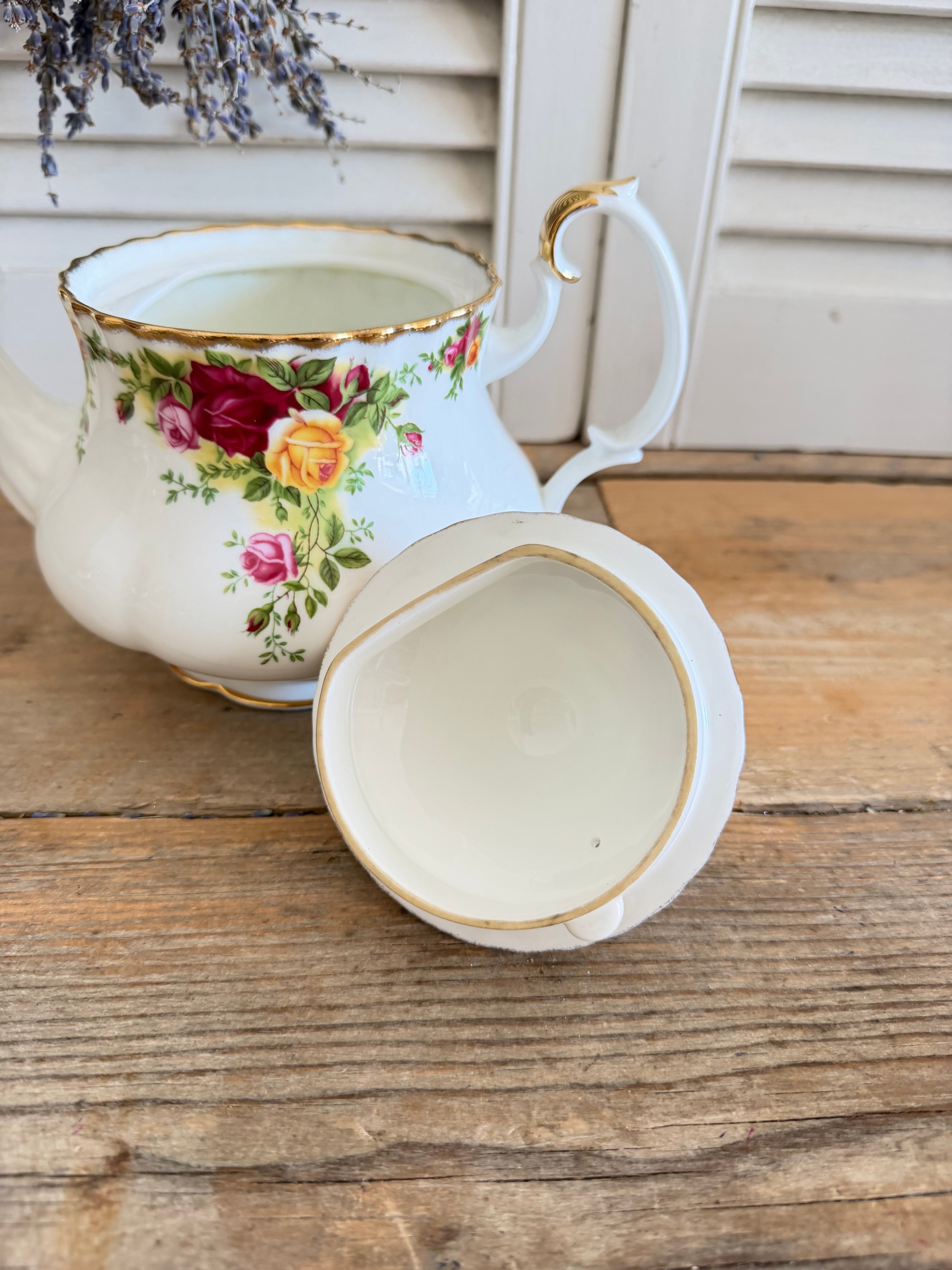 Royal Albert Old Country Roses theepot - 800 ml, vintage Royal Albert theepot, vintage servies, Engels theeservies, Sofia&