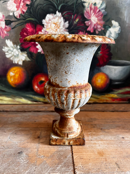 Brocante Franse Louvre vaas, Franse brocante, Louvre vaas