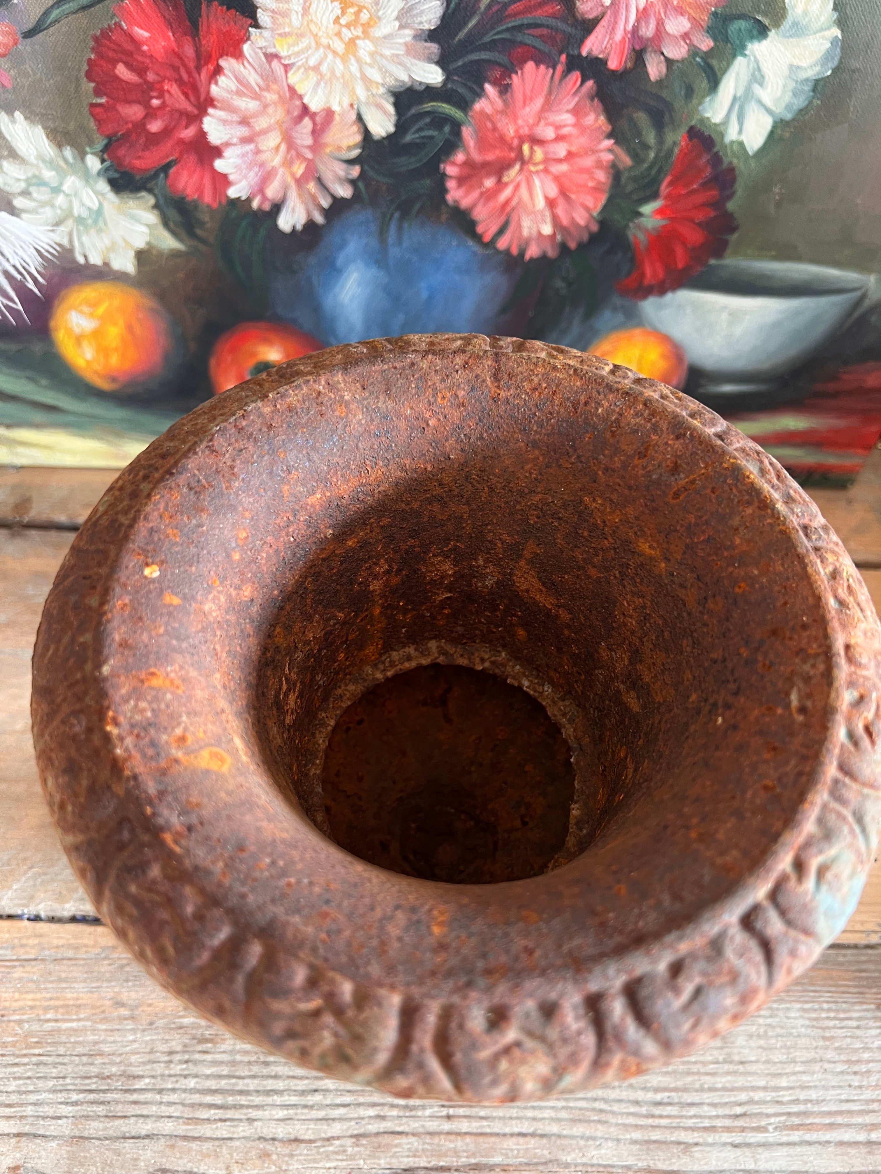 Louvre vaas, Franse brocante, Louvre vaas uit Frankrijk