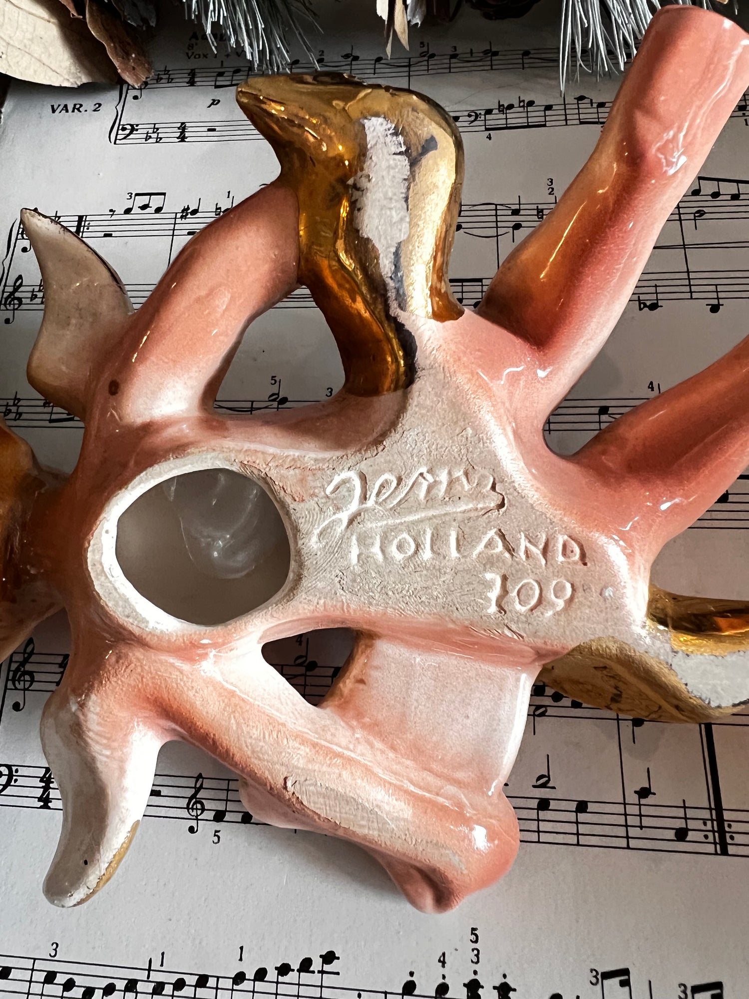 Jema engel voor aan de muur - tijdloze wanddecoratie